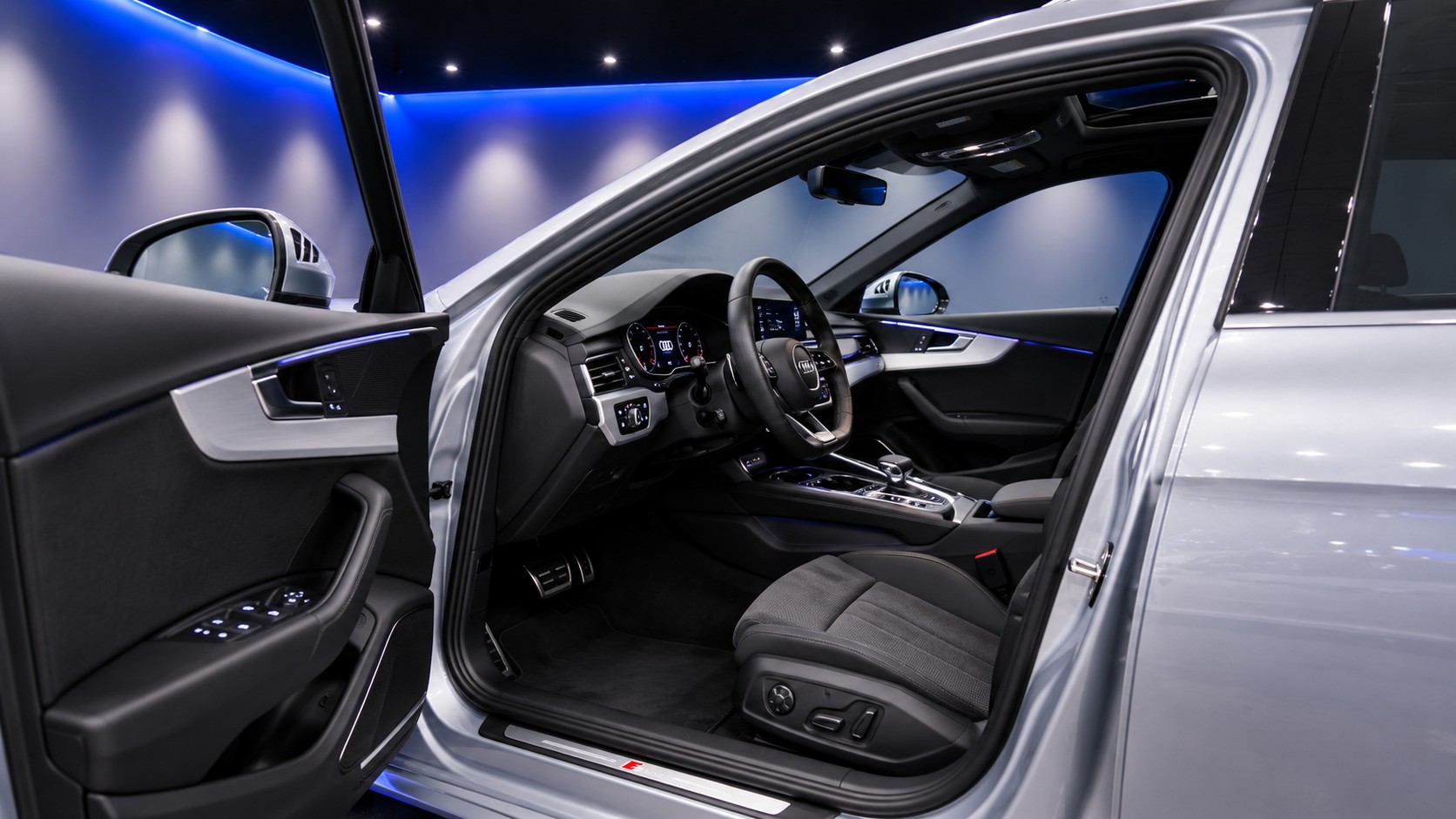 AUDI A4 Avant 40 TDI S line quattro S-tronic-image-8