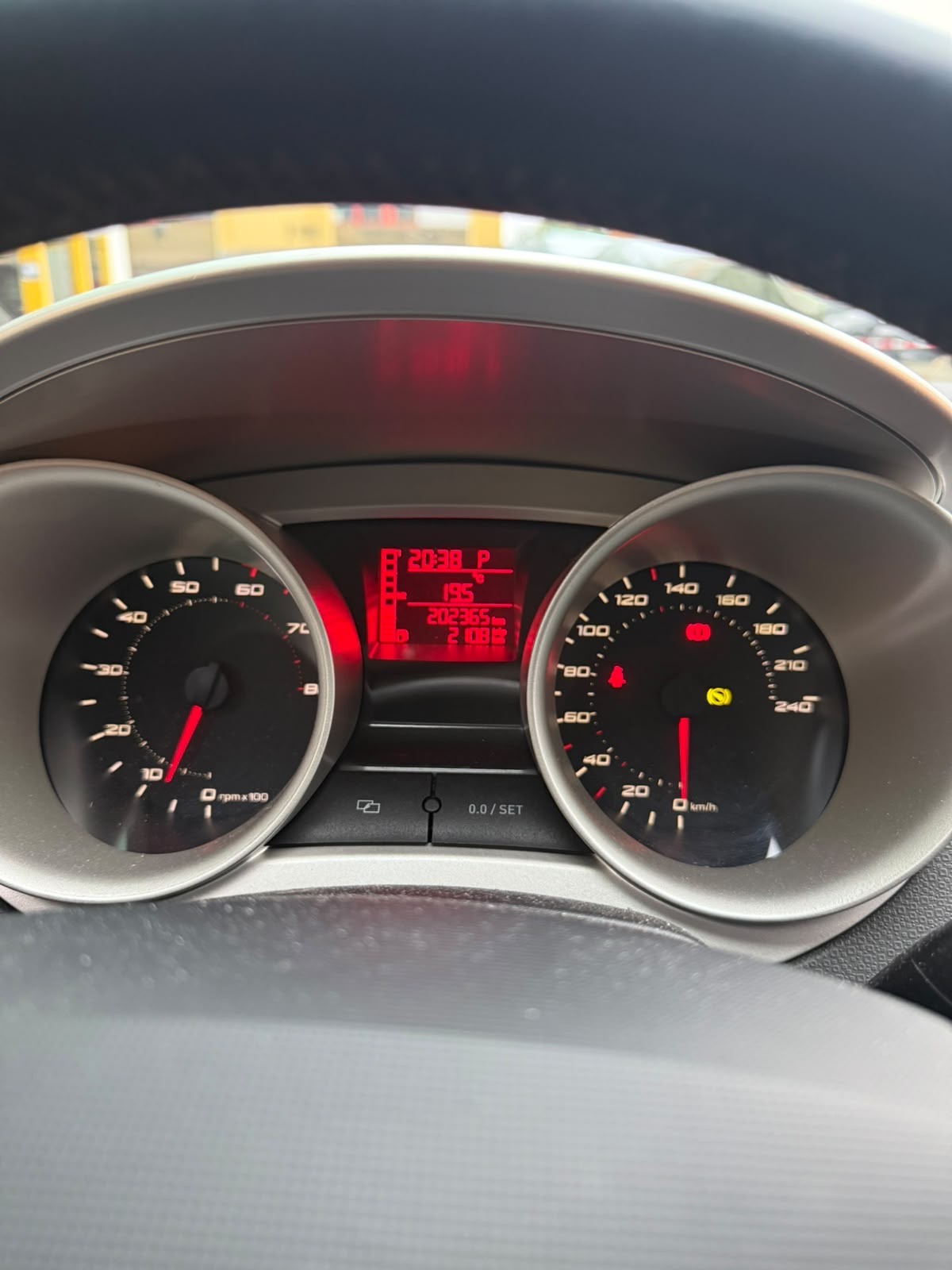 SEAT Ibiza 1.6 Style DSG-image-13