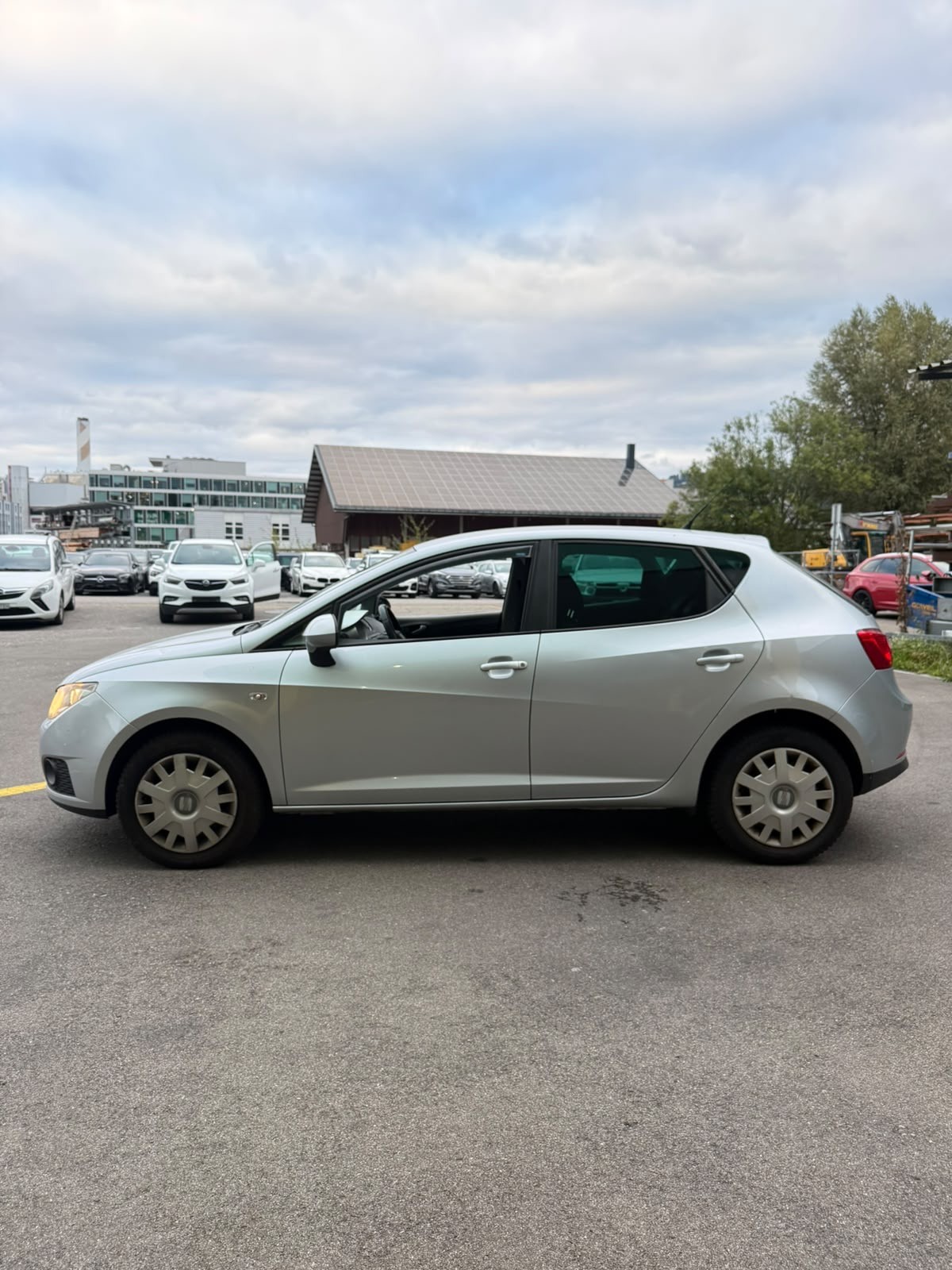 SEAT Ibiza 1.6 Style DSG-image-3