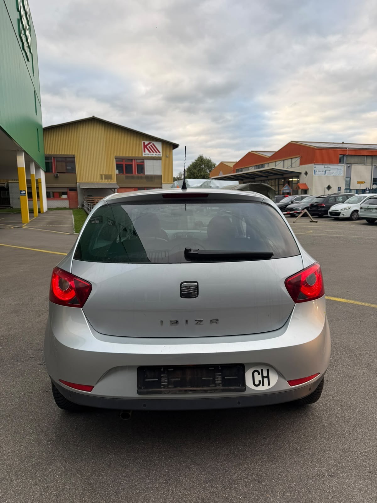 SEAT Ibiza 1.6 Style DSG-image-5