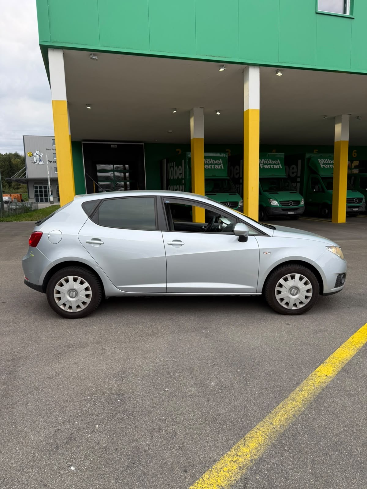 SEAT Ibiza 1.6 Style DSG-image-7