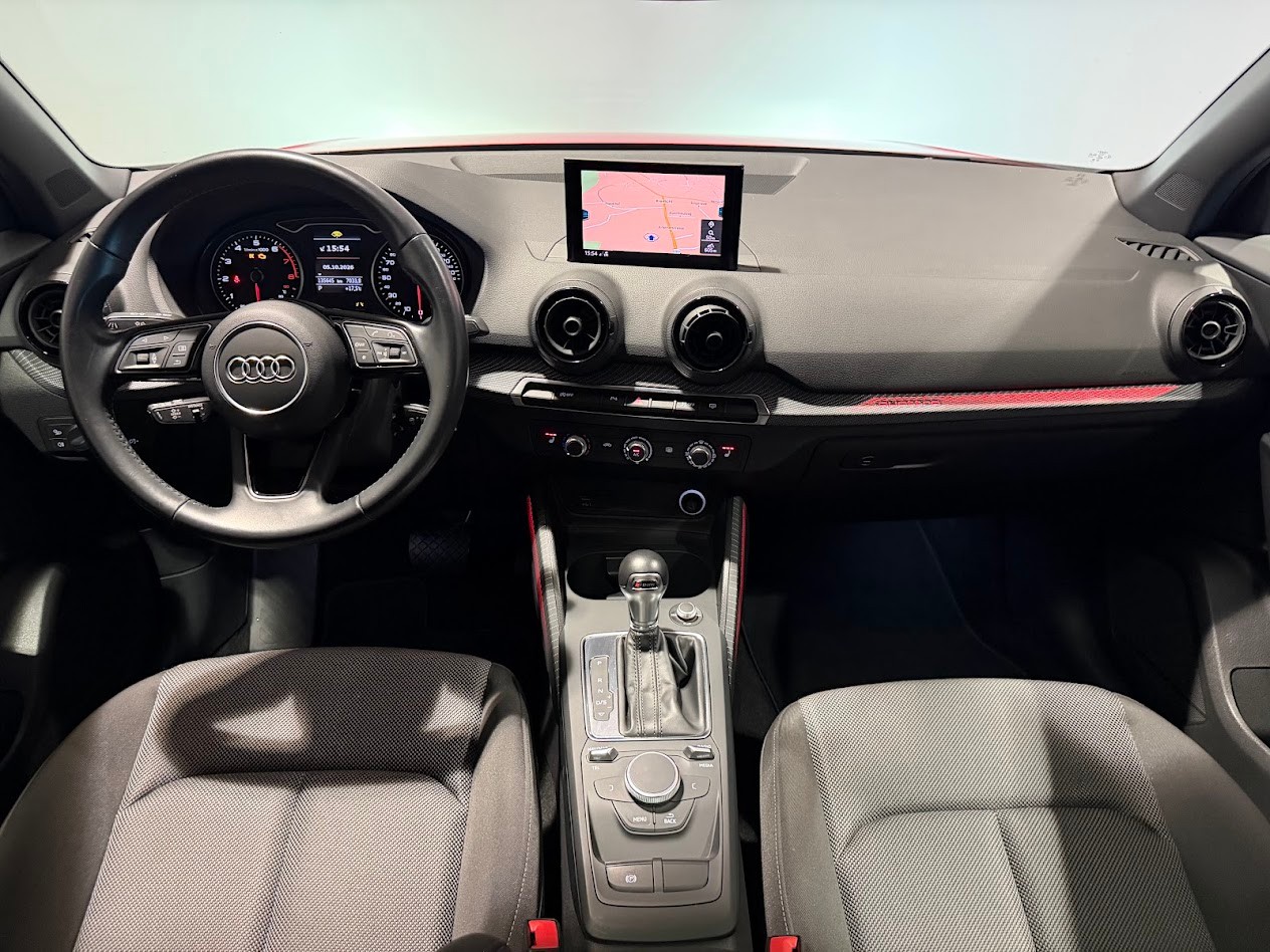 AUDI Q2 2.0 TFSI sport quattro S-tronic-image-11