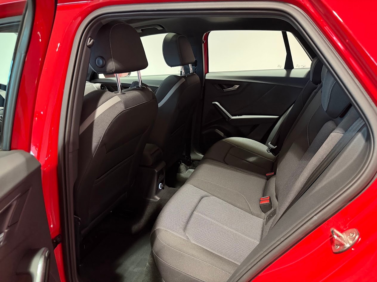 AUDI Q2 2.0 TFSI sport quattro S-tronic-image-4