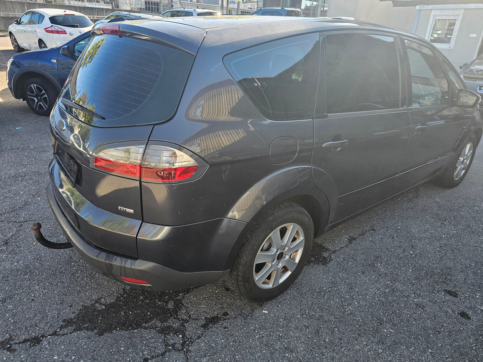 FORD S-Max 2.0 TDCi Titanium-image-4