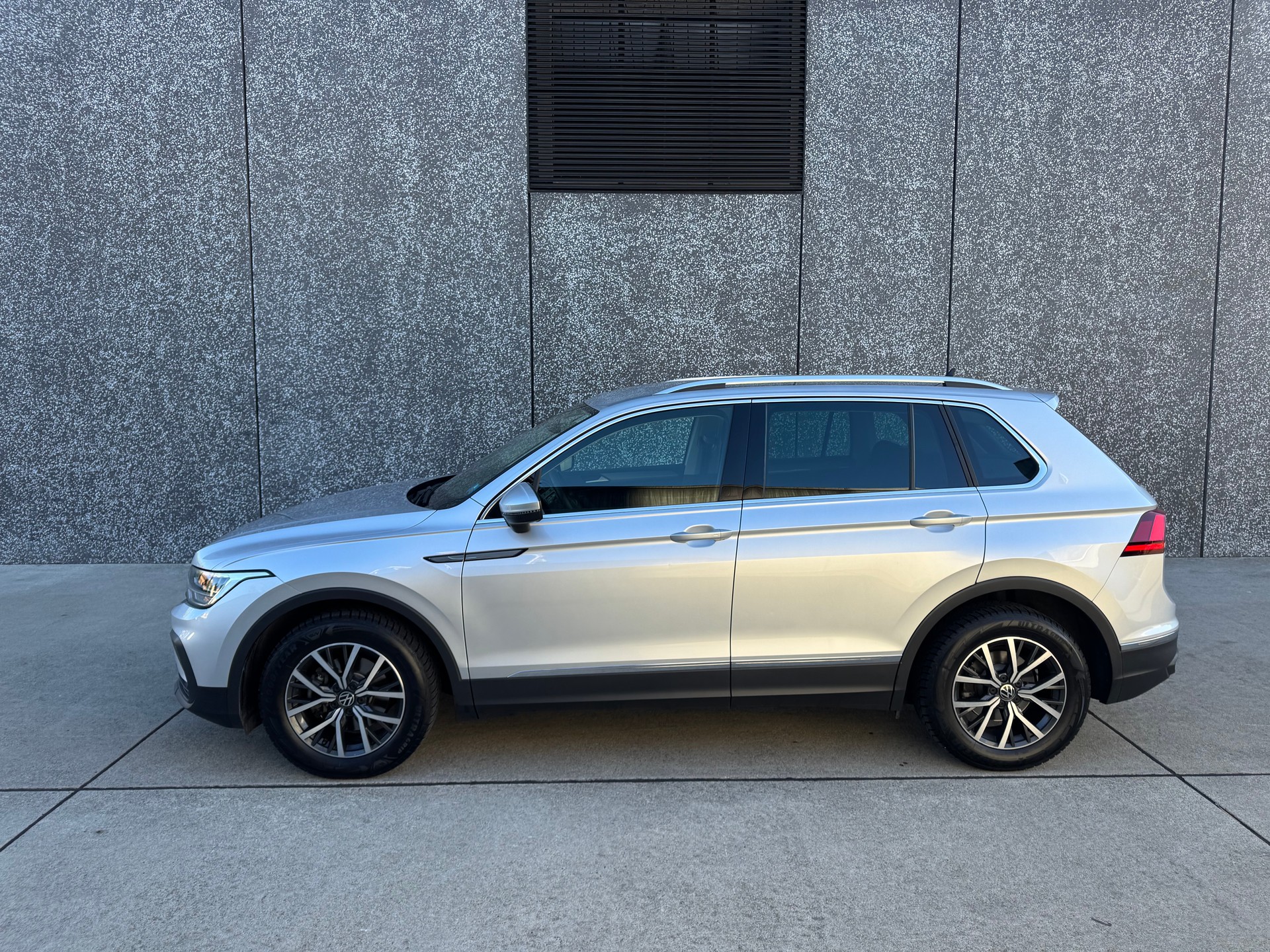 VW Tiguan 1.5TSI Evo Life DSG-image-3