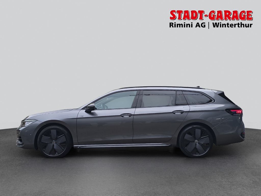 VW Passat Variant 2.0 TSI R-Line DSG 4motion-image-5