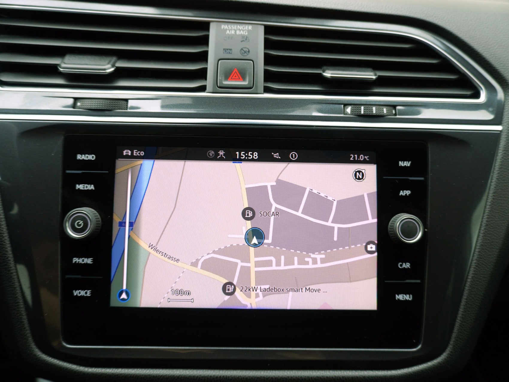 VW Tiguan Allspace 2.0 TDI DSG R-Line Black Style 4Motion-image-26