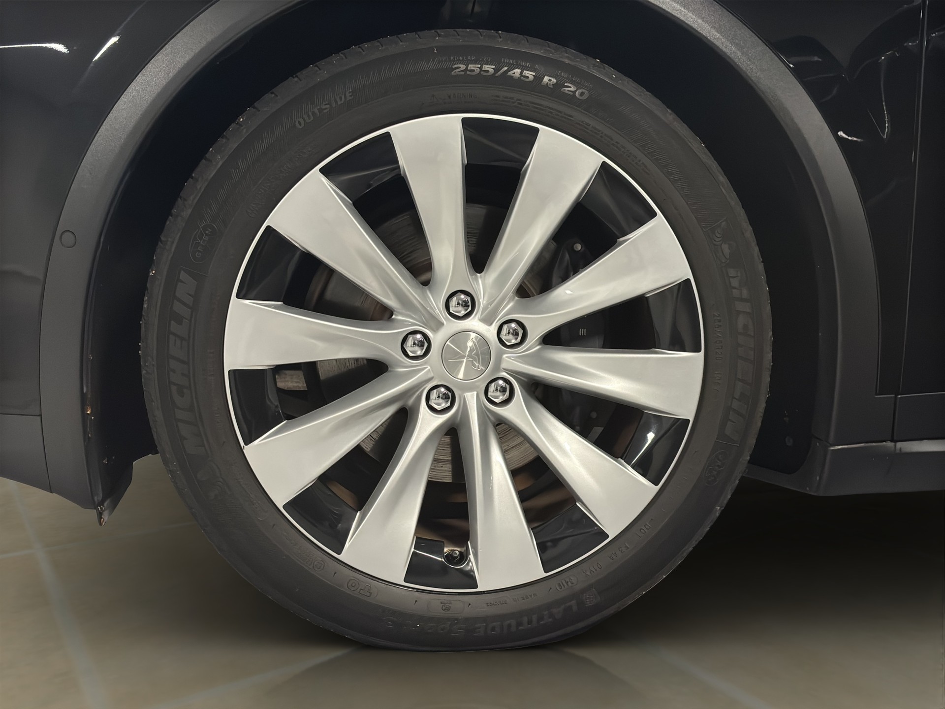 TESLA Model X Maximale-Reichweite-image-15