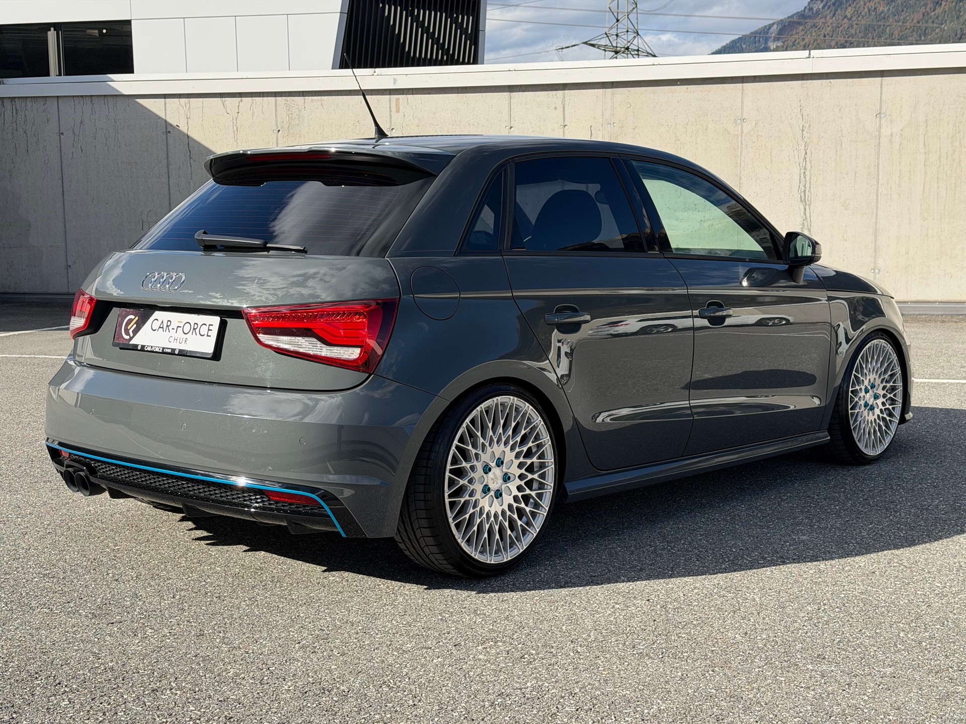 AUDI A1 Sportback Sport 1.4 TFSI Ambition S-tronic 192PS NARDO-GREY-image-5
