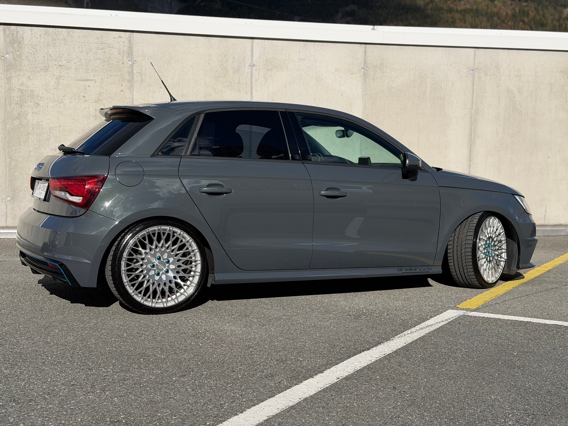AUDI A1 Sportback Sport 1.4 TFSI Ambition S-tronic 192PS NARDO-GREY-image-16