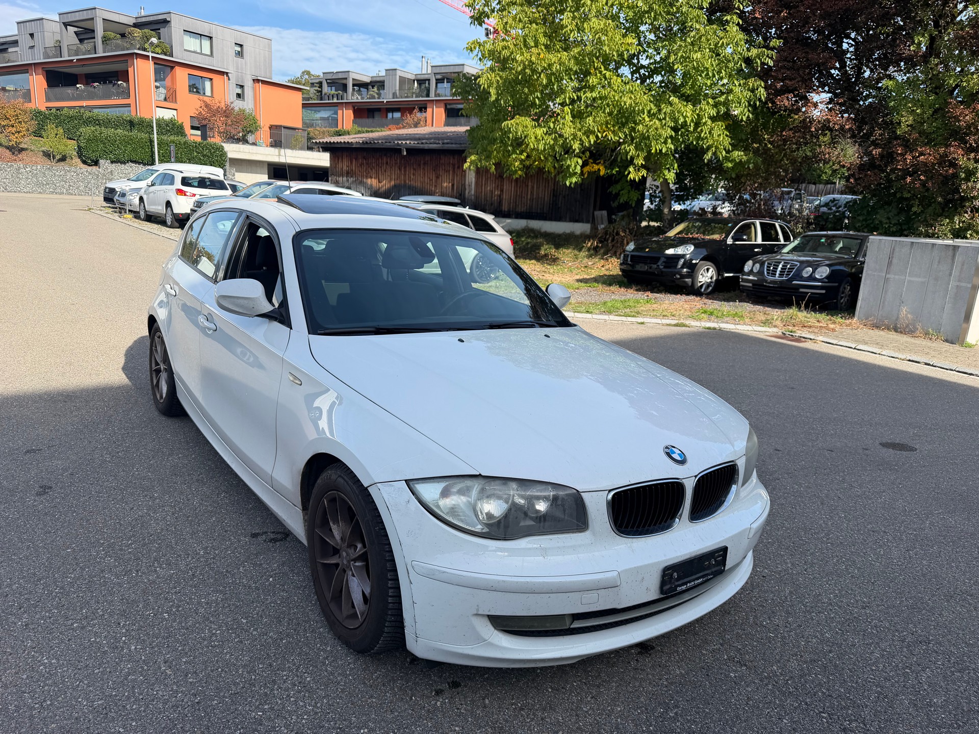 BMW 120d Dynamic Edition-image-5