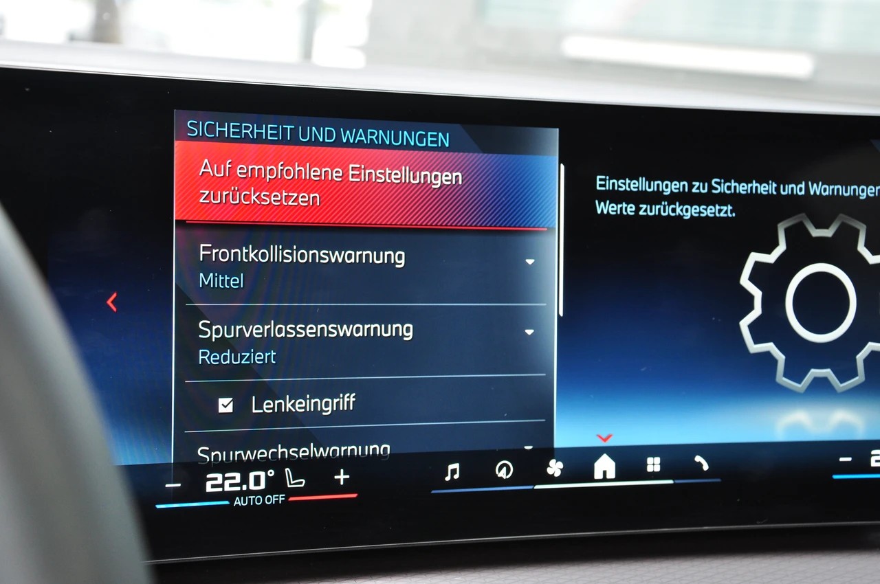 BMW M340i xDrive 48V Touring Steptronic M Sport Pro-image-27