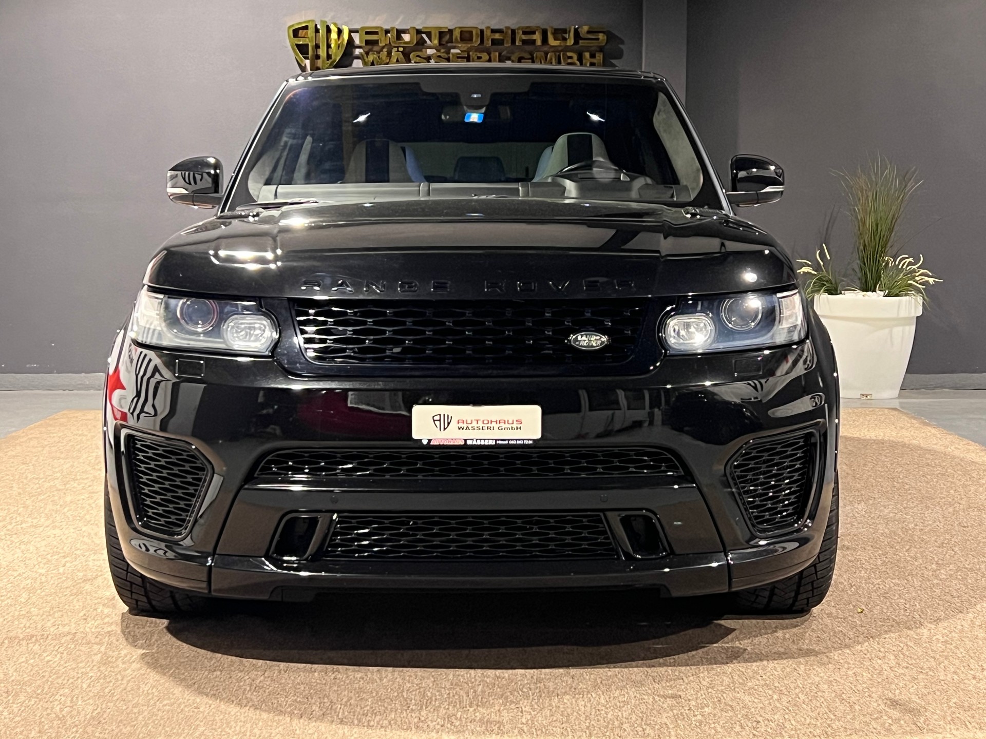 LAND ROVER Range Rover Sport 5.0 V8 SVR-image-8