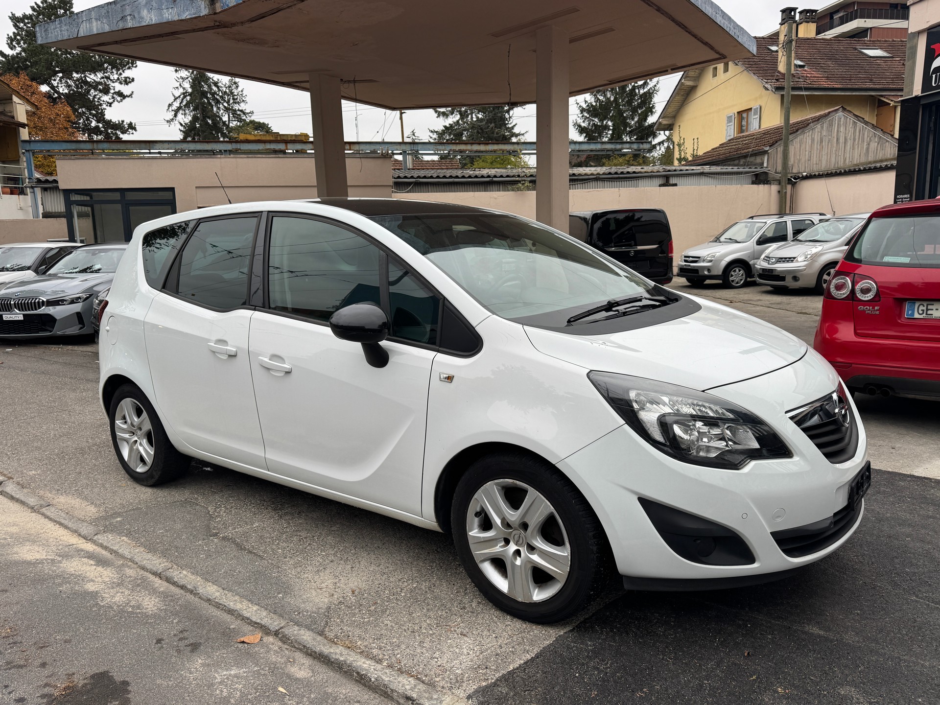 OPEL Meriva 1.4 Turbo Cosmo-image-2