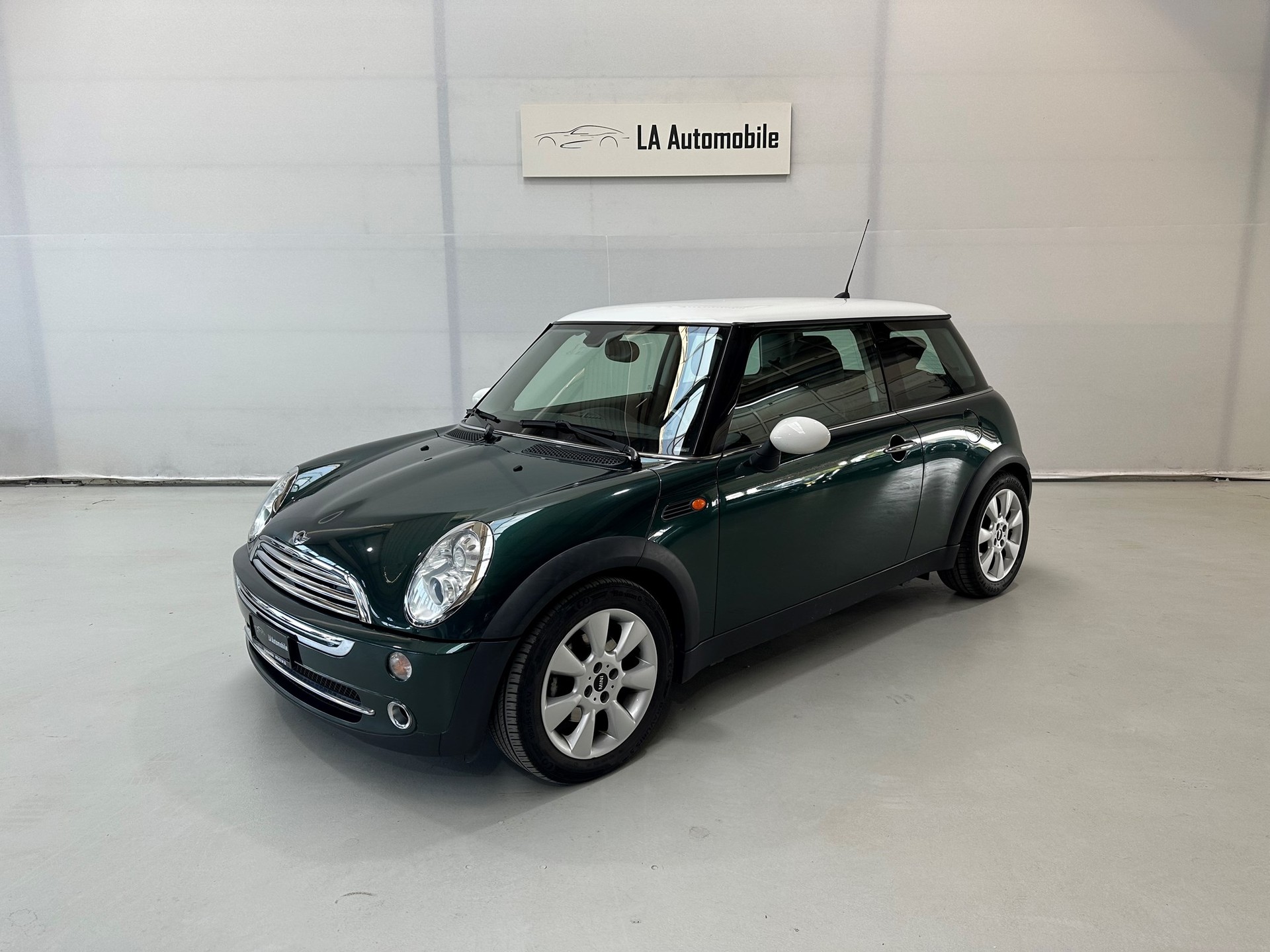 MINI Cooper-image-0
