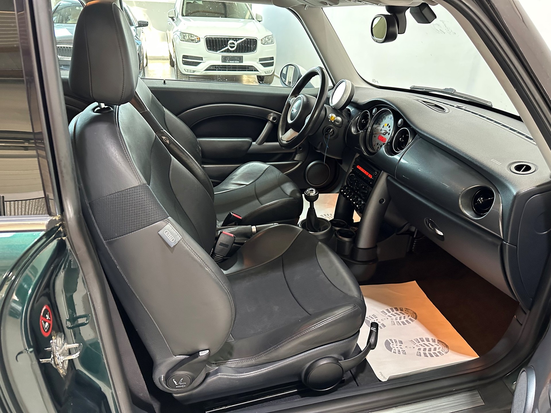 MINI Cooper-image-13