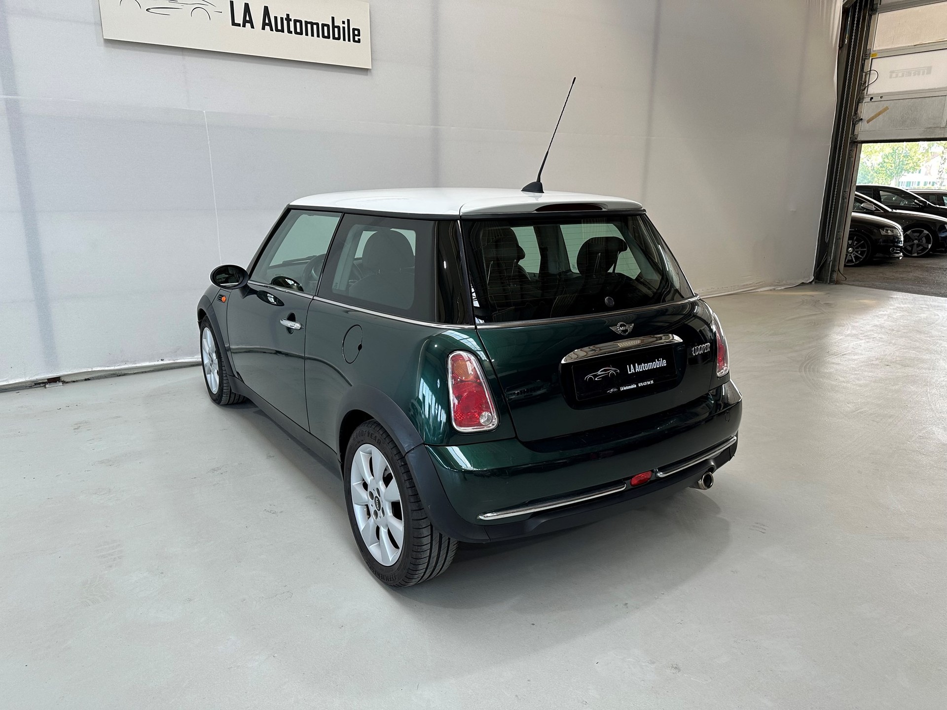 MINI Cooper-image-9