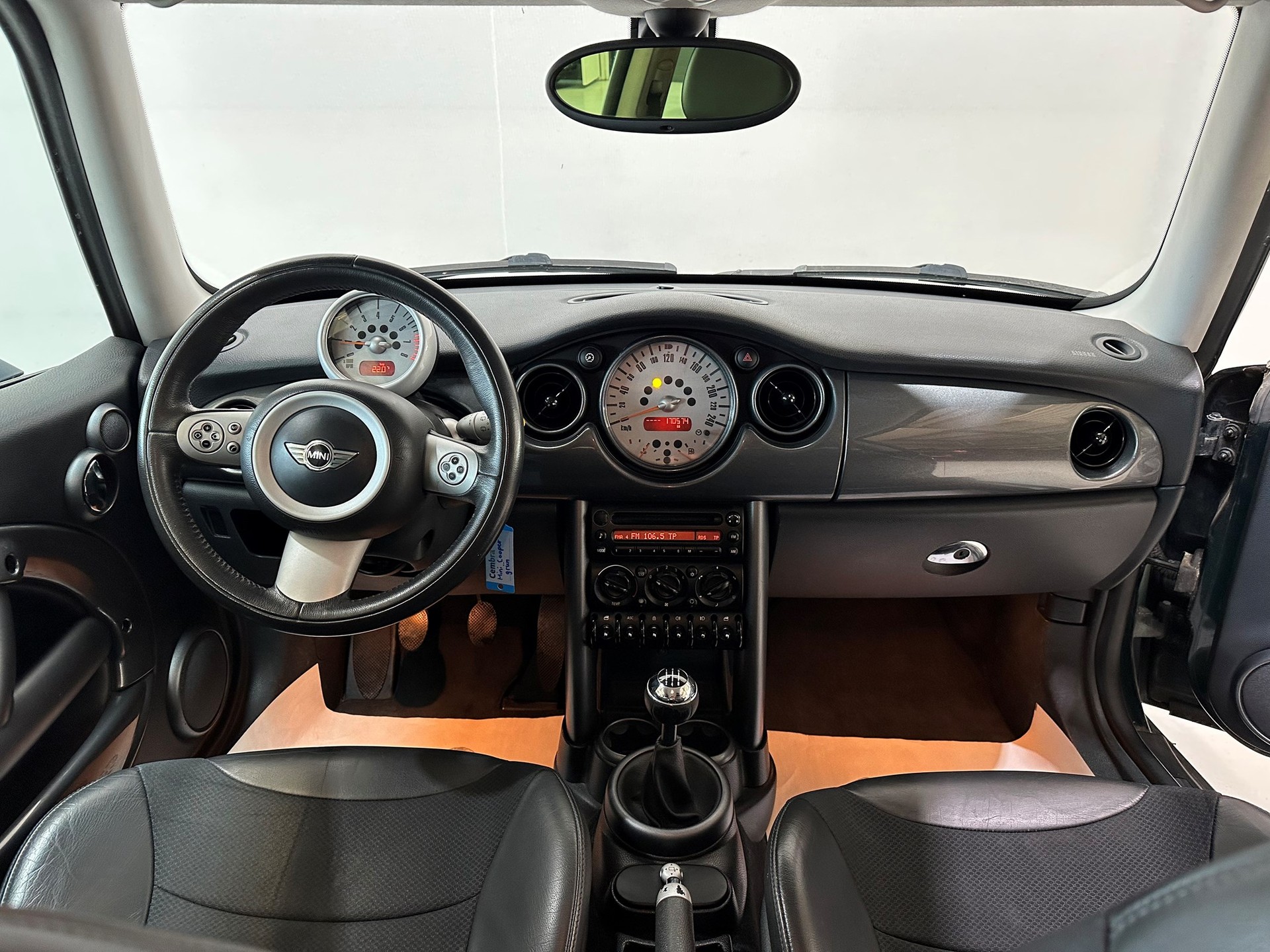 MINI Cooper-image-11
