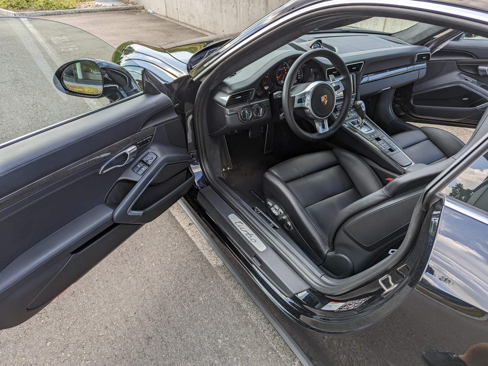 PORSCHE 911 Turbo PDK-image-4
