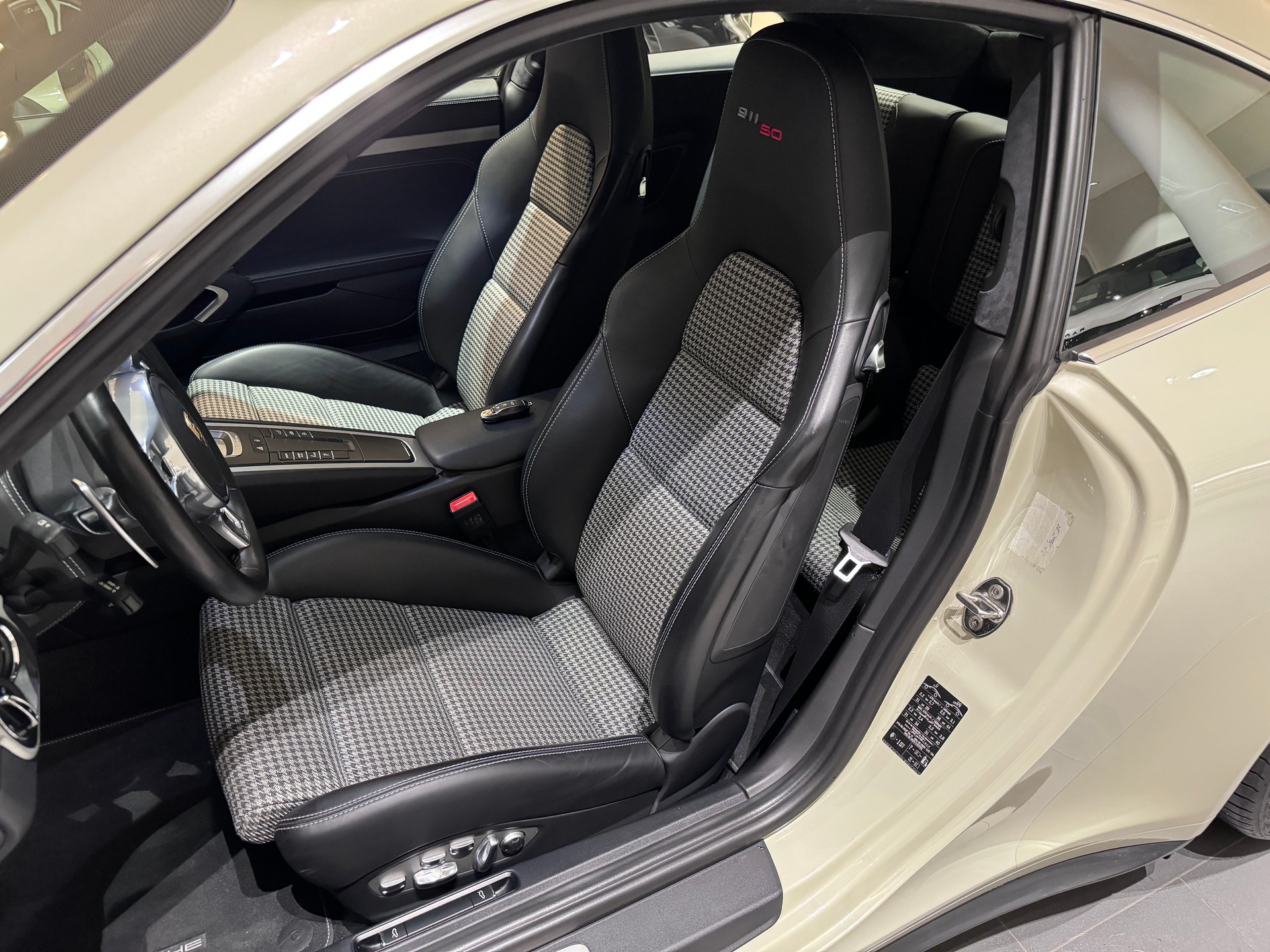 PORSCHE 911 Carrera S 50 Years PDK-image-8