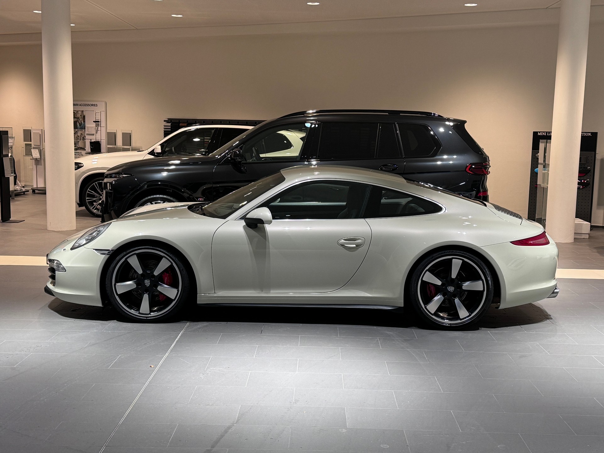 PORSCHE 911 Carrera S 50 Years PDK-image-2