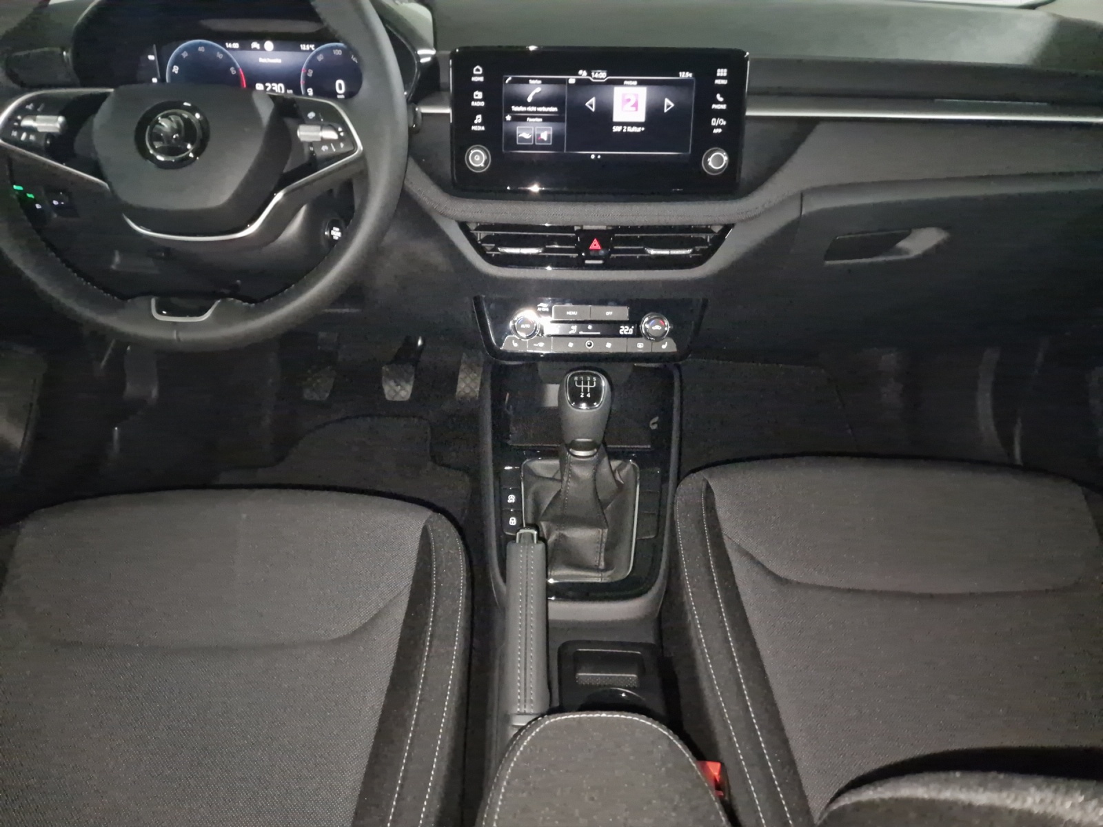 SKODA Fabia 1.0 MPI Selection-image-6