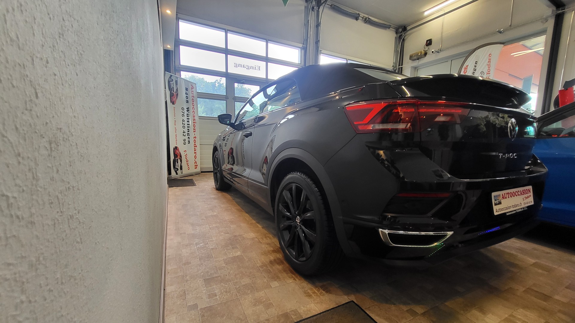 VW T-Roc Cabriolet 1.5 TSI EVO Black & White DSG-showroom-element-2