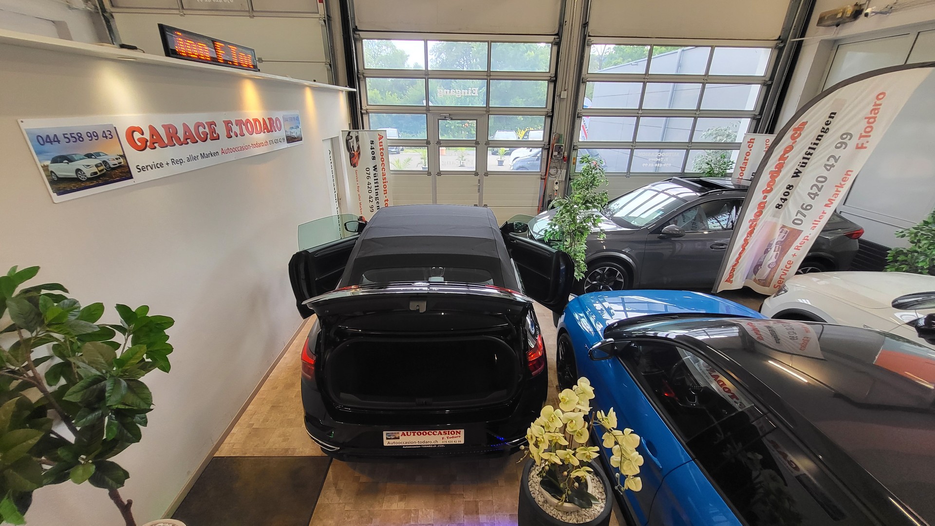 VW T-Roc Cabriolet 1.5 TSI EVO Black & White DSG-image-12