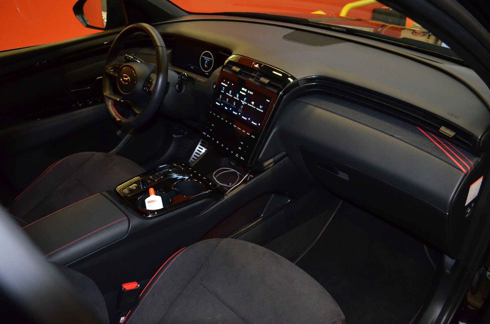 HYUNDAI Tucson 1.6 TGDI HEV N Line 4WD-image-8