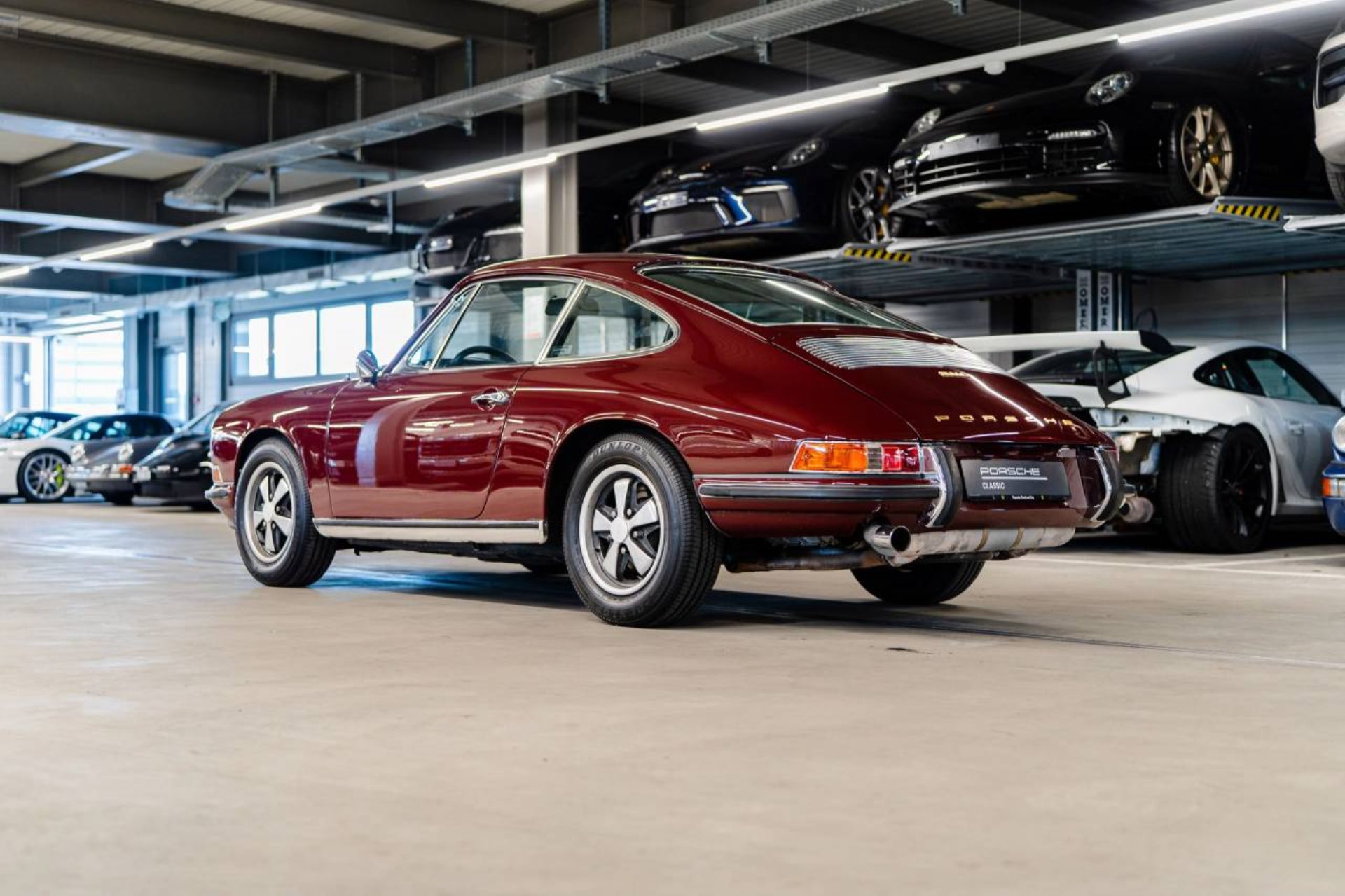 PORSCHE 911 L 2.0 Coupé-showroom-element-2