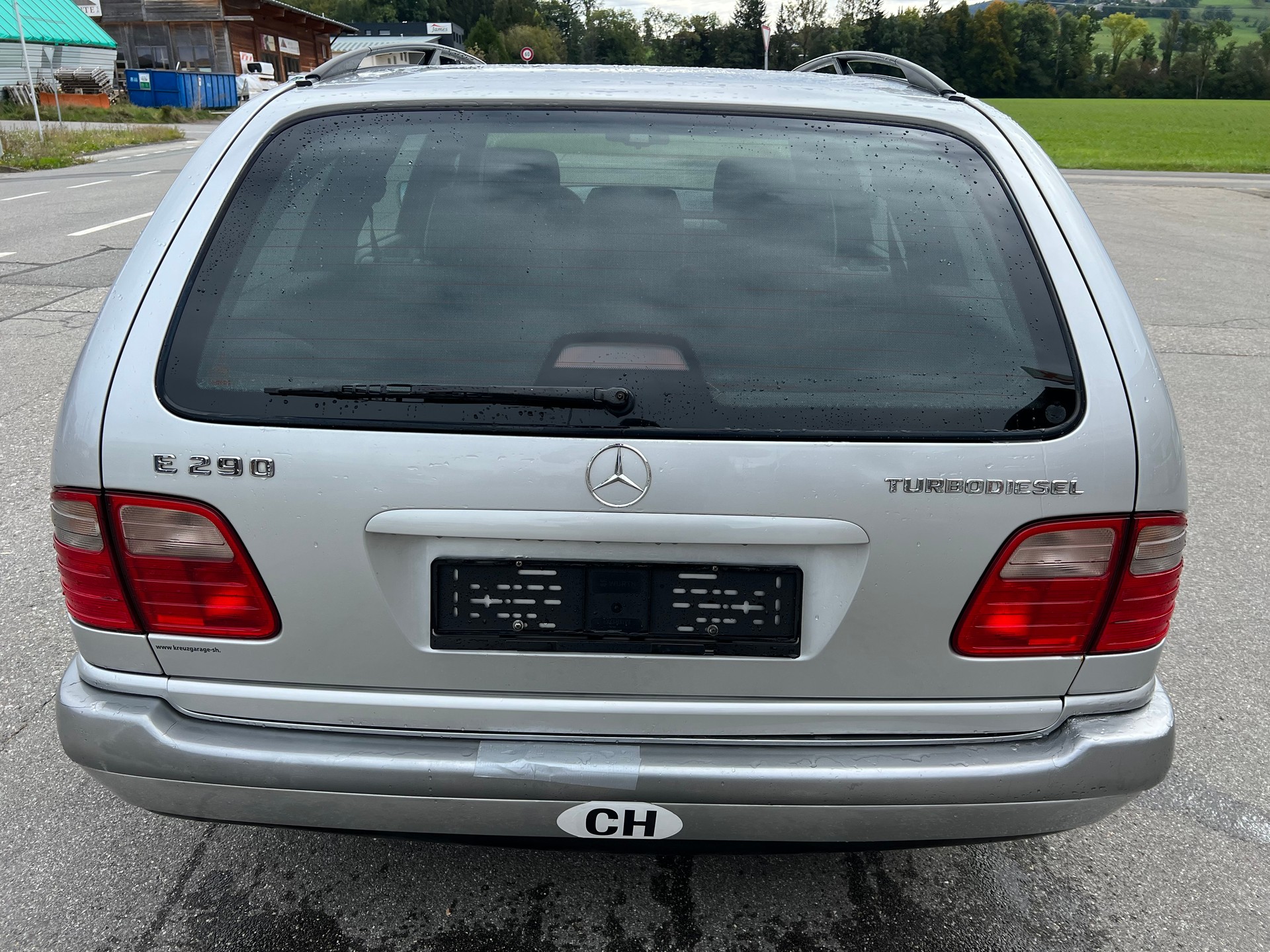 MERCEDES-BENZ E 290 TD Classic-image-5