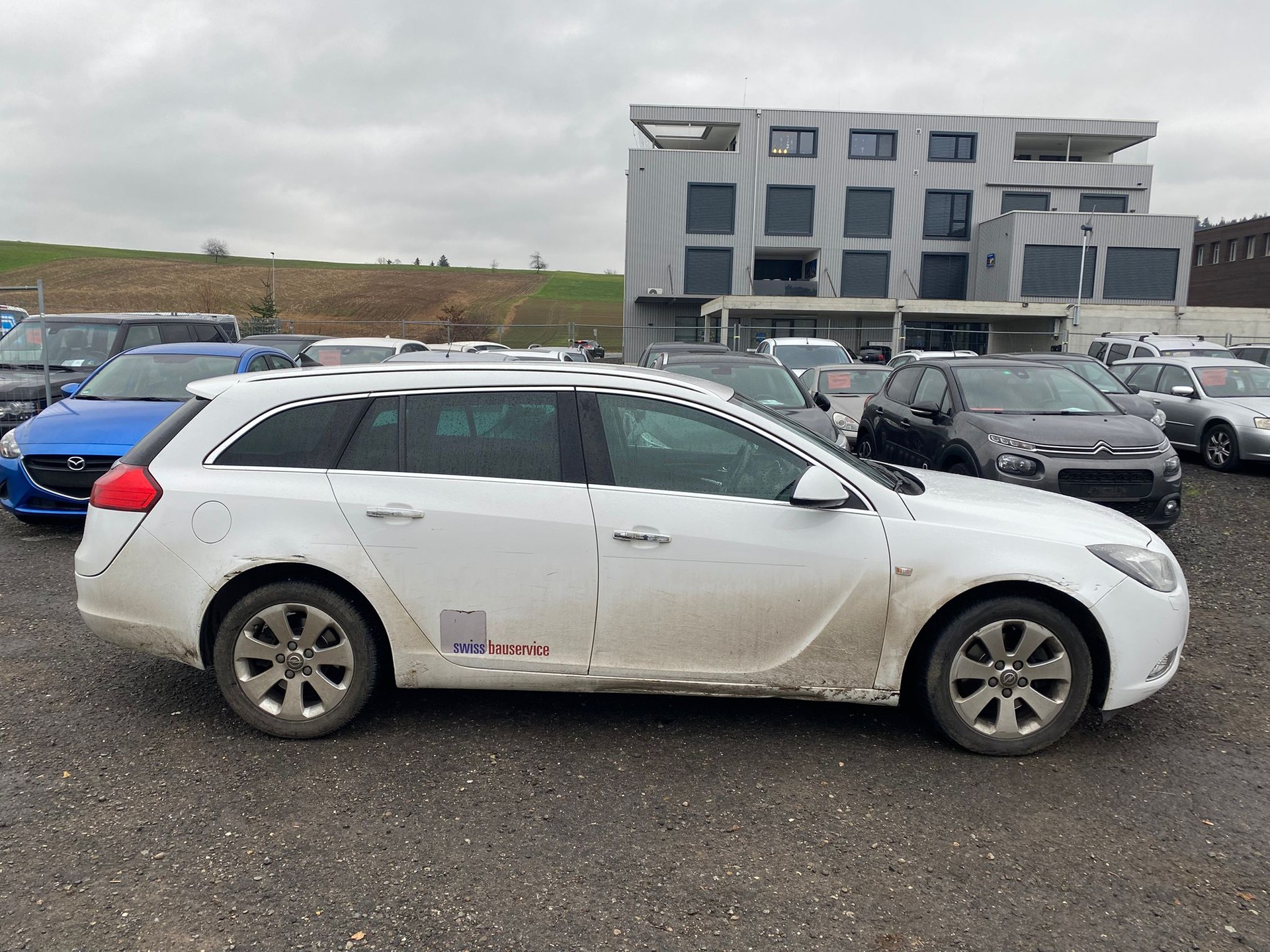 OPEL Insignia Sports Tourer 2.0 CDTI Edition Automatic-image-3