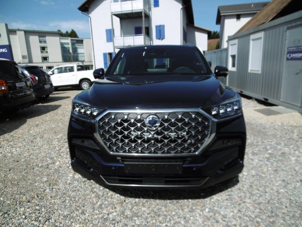 KGM-SsangYong Rexton RX 2.2 TD Sapphire-showroom-element-1