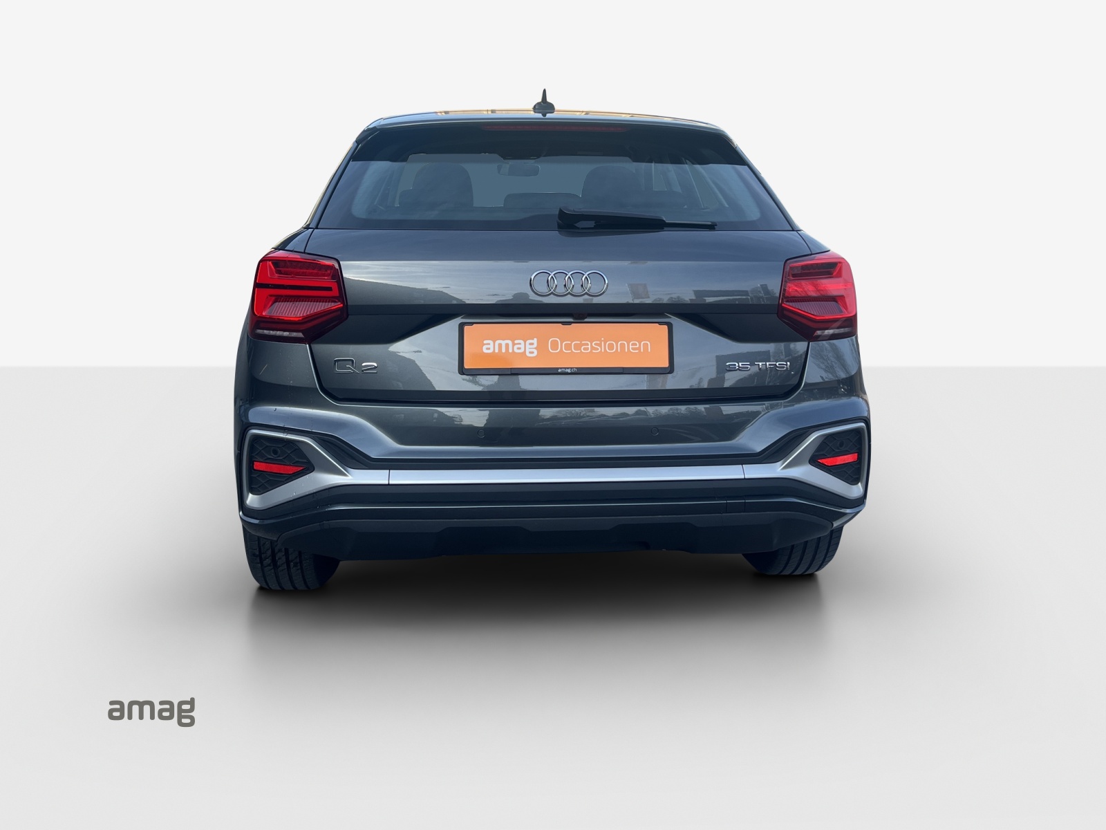 AUDI Q2 35 TFSI S line S-tronic-image-3