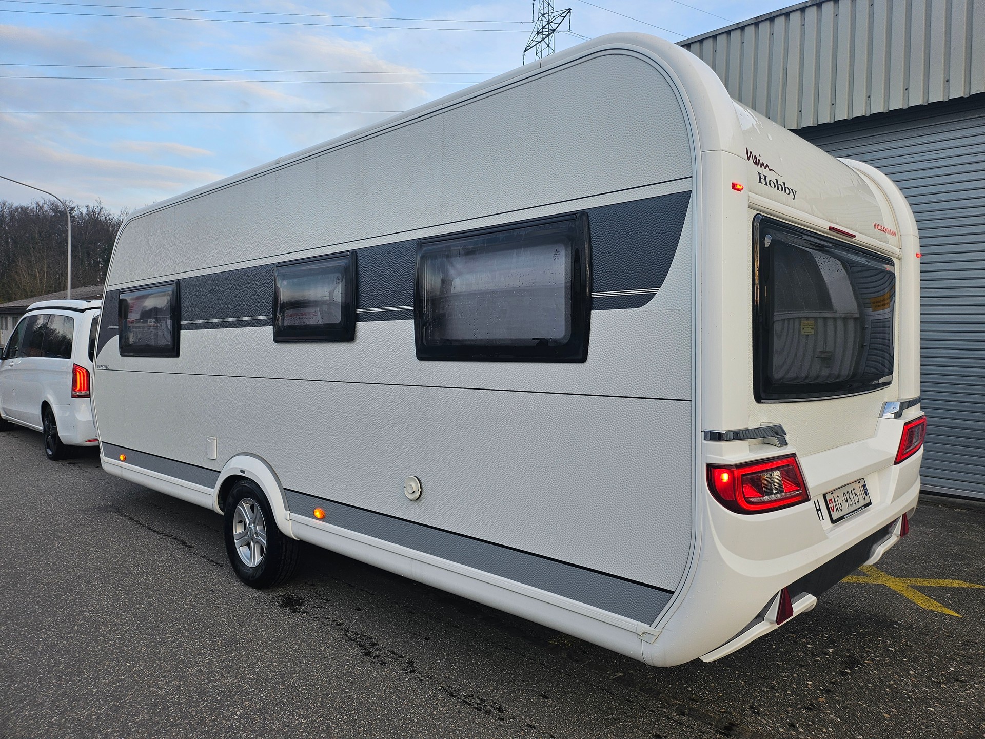 HOBBY Prestige 560 UL-image-1