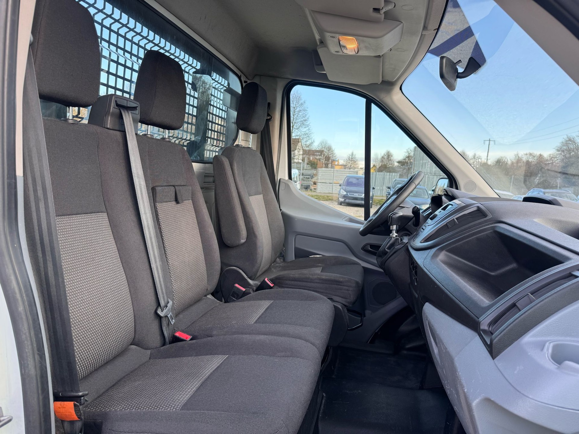 FORD Transit 350 L4H1 Ambiente FWD-image-11