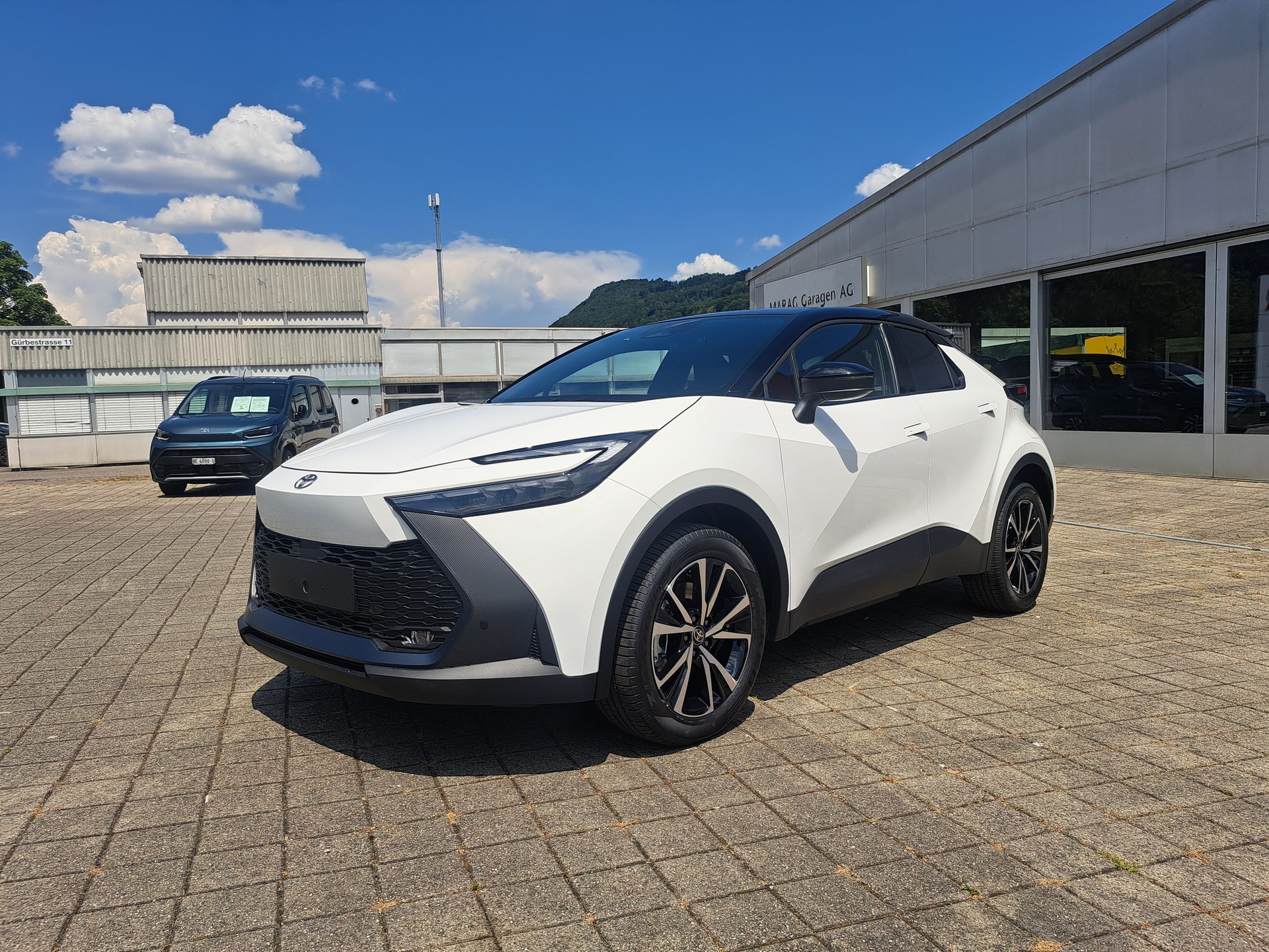 TOYOTA C-HR 2.0 PHEV CVT Swiss Edition