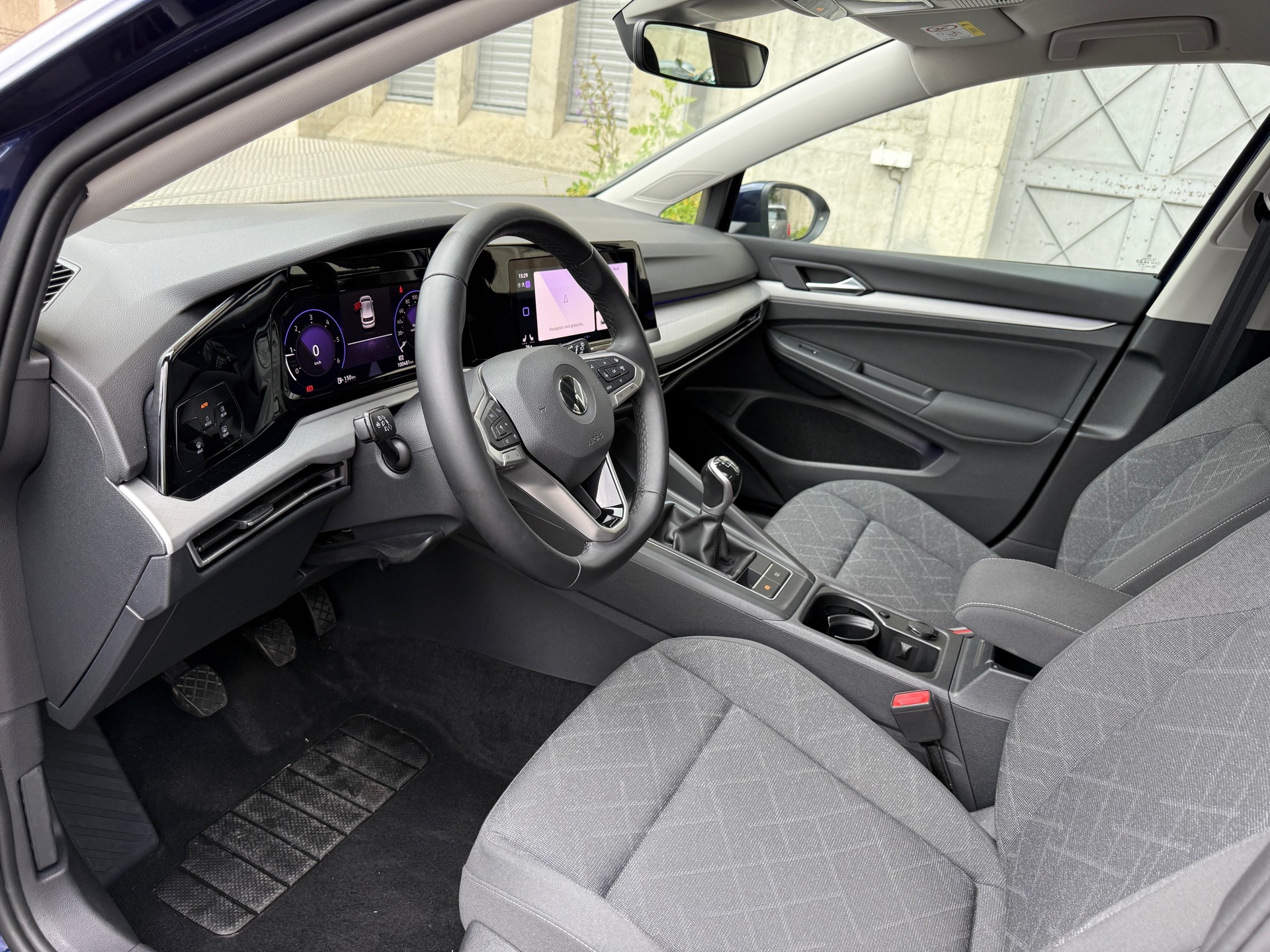 VW Golf 2.0 TDI Life-image-6