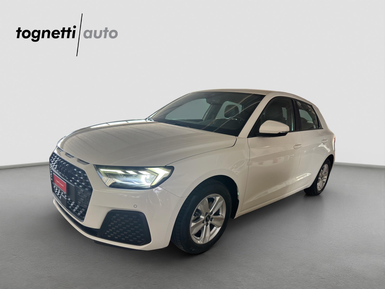 AUDI A1 Sportback 30 TFSI Attraction S-tronic-image-0