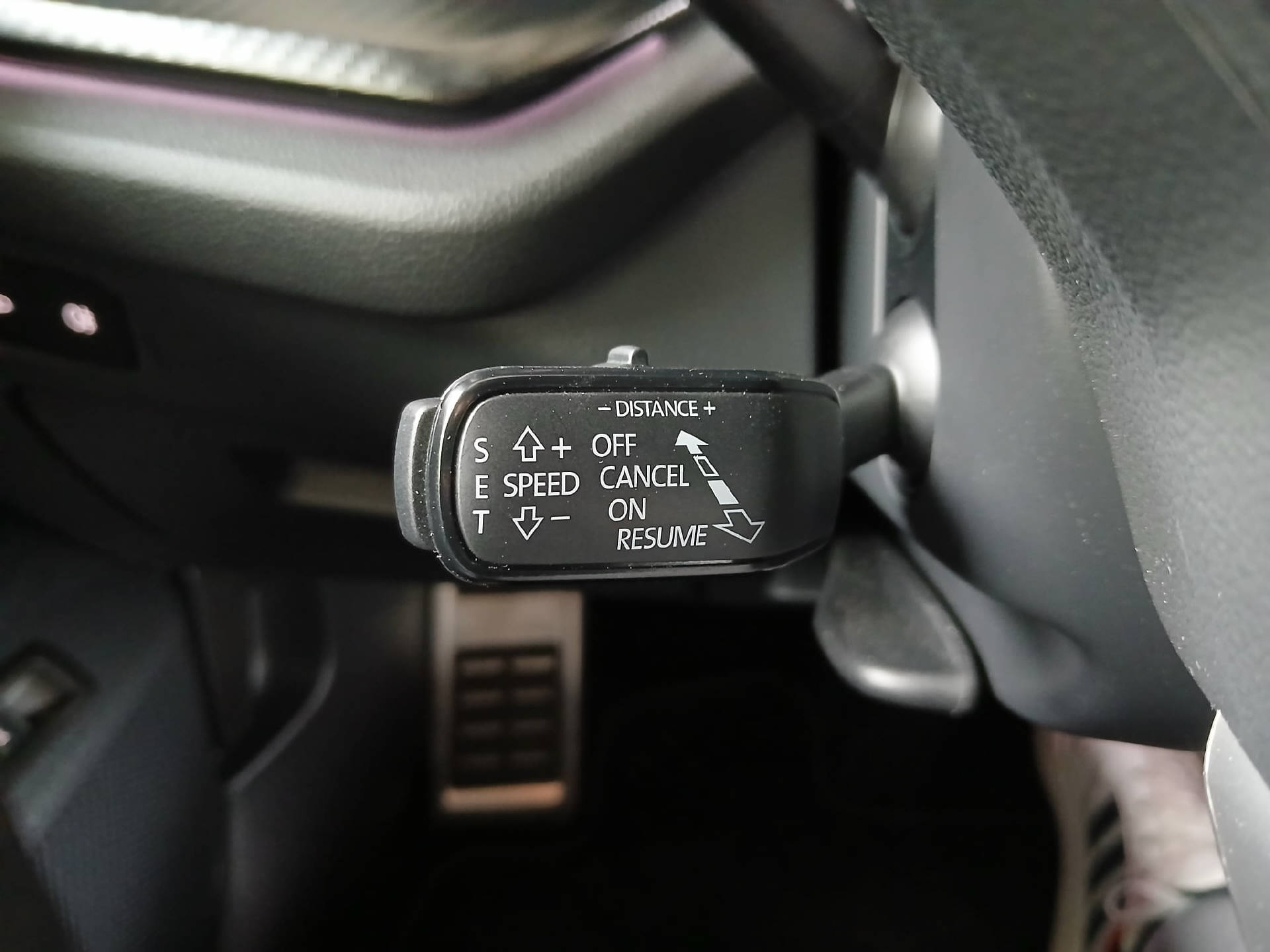 SKODA Octavia Combi 2.0 TDI 150 SportLine DSG-image-9