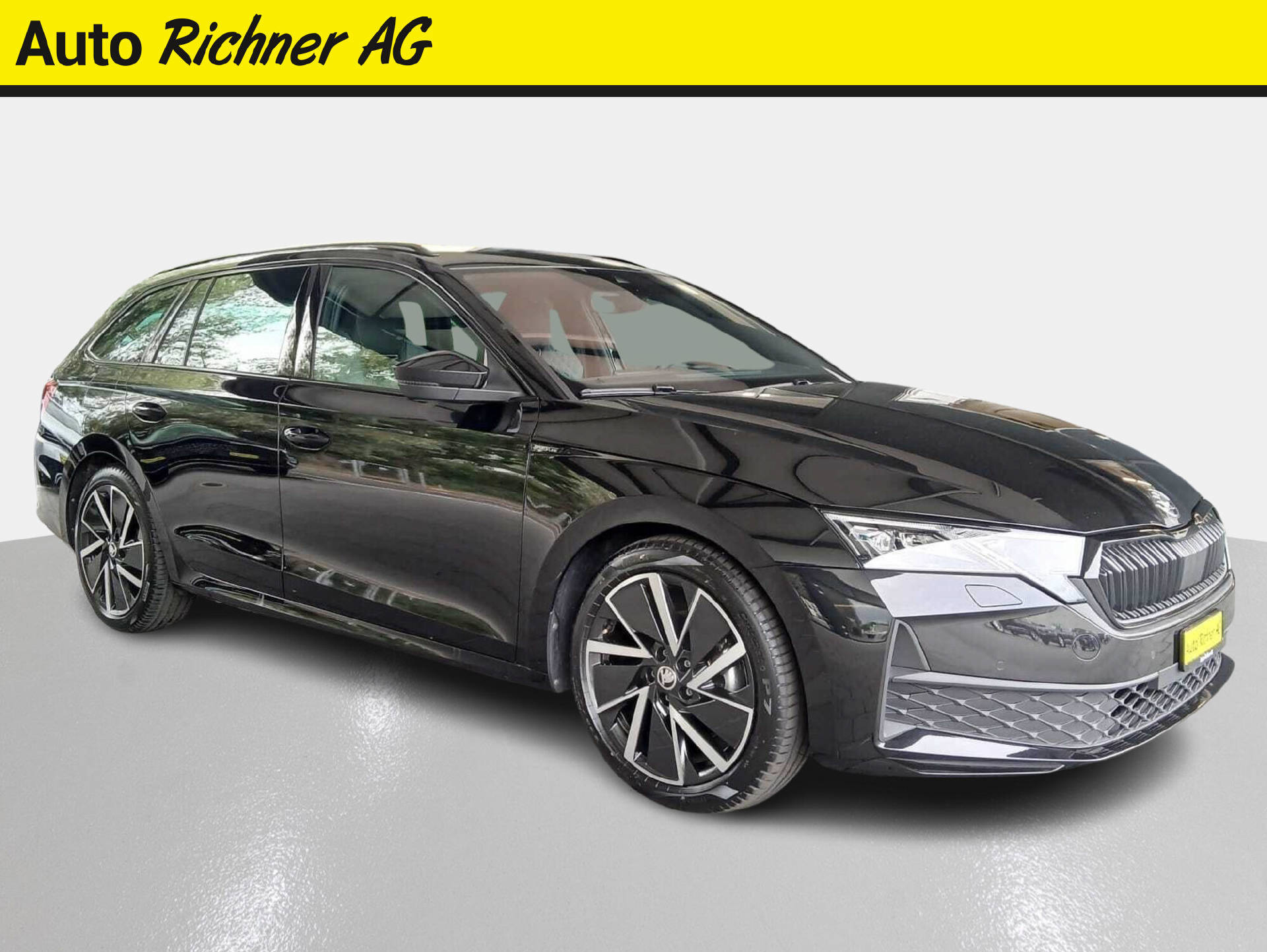 SKODA Octavia Combi 2.0 TDI 150 SportLine DSG-image-0