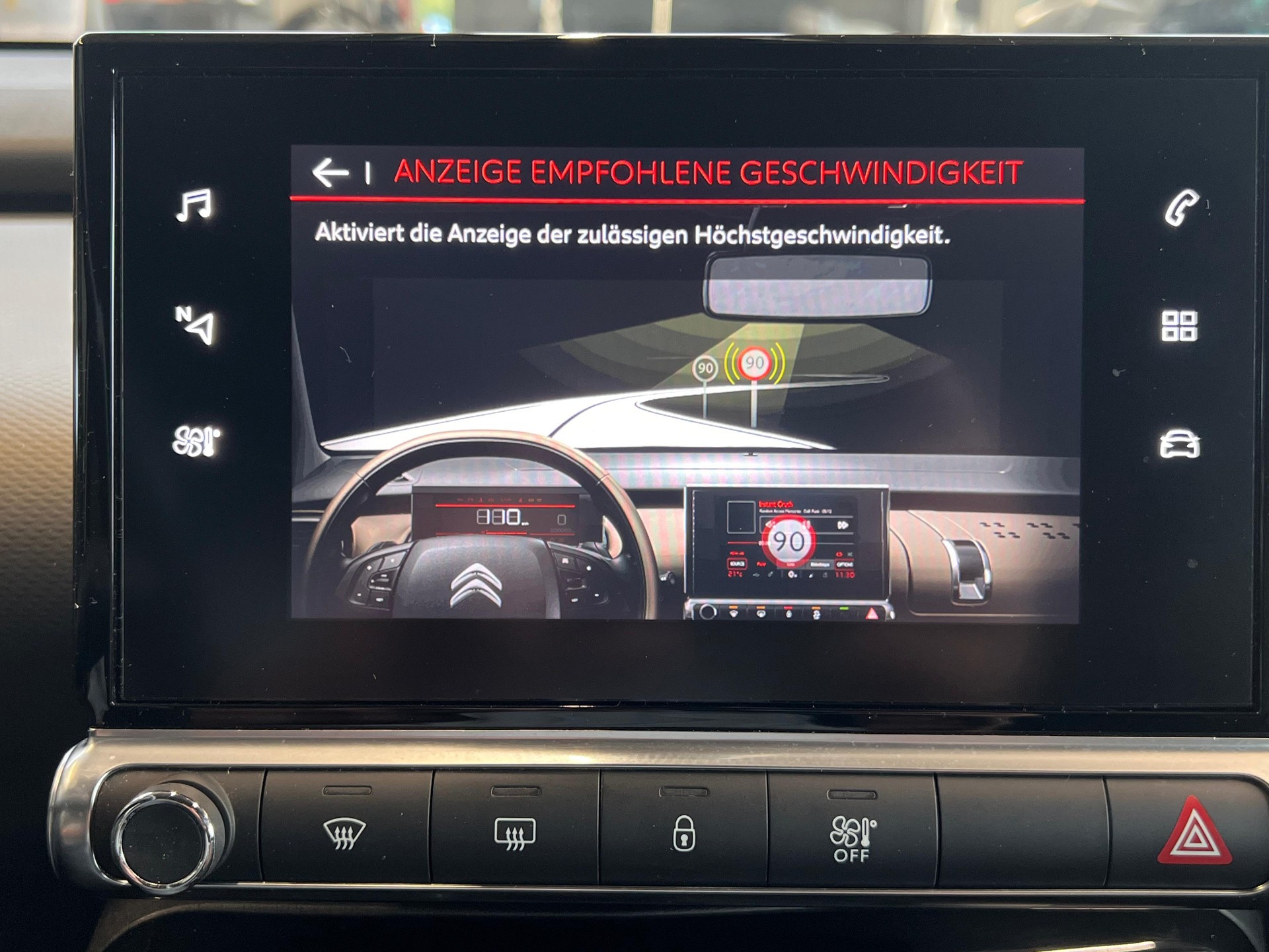 CITROEN C4 Cactus 1.5 BlueHDi 120 Shine-image-22