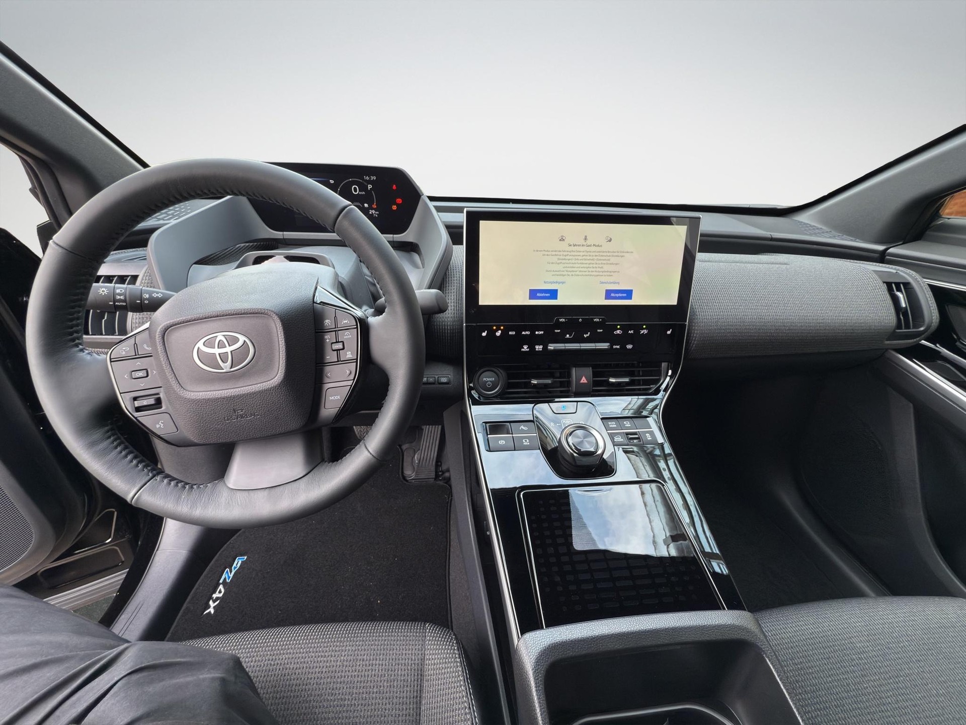 TOYOTA bZ4X Style AWD-image-11