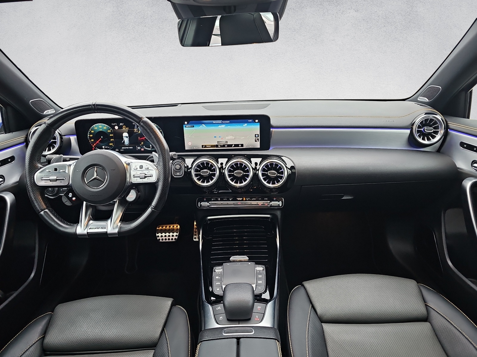 MERCEDES-BENZ A 45 S AMG 4Matic+ Speedshift-image-8