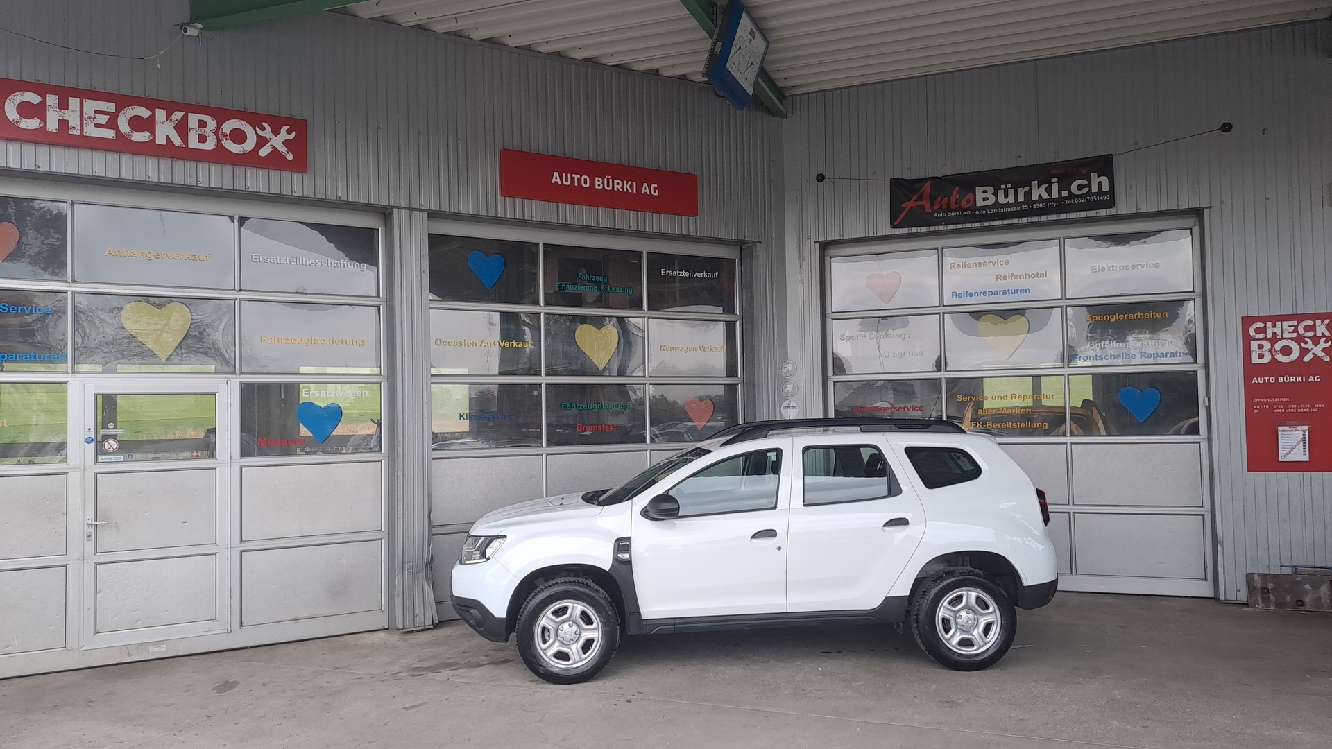 DACIA Duster SCe 115 Comfort 4x4-image-0