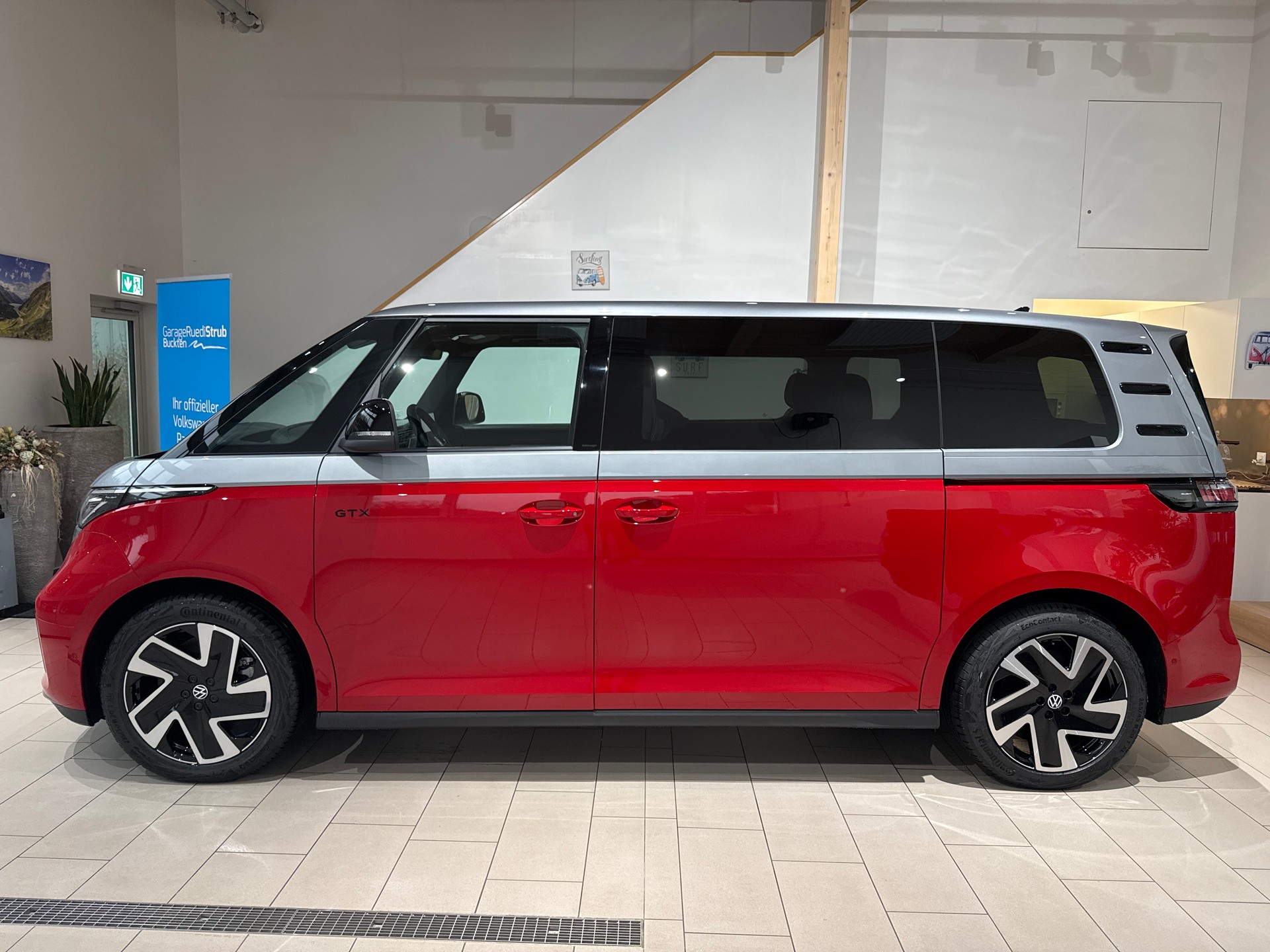 VW ID.Buzz Bus LWB 91kWh GTX 4motion-image-1