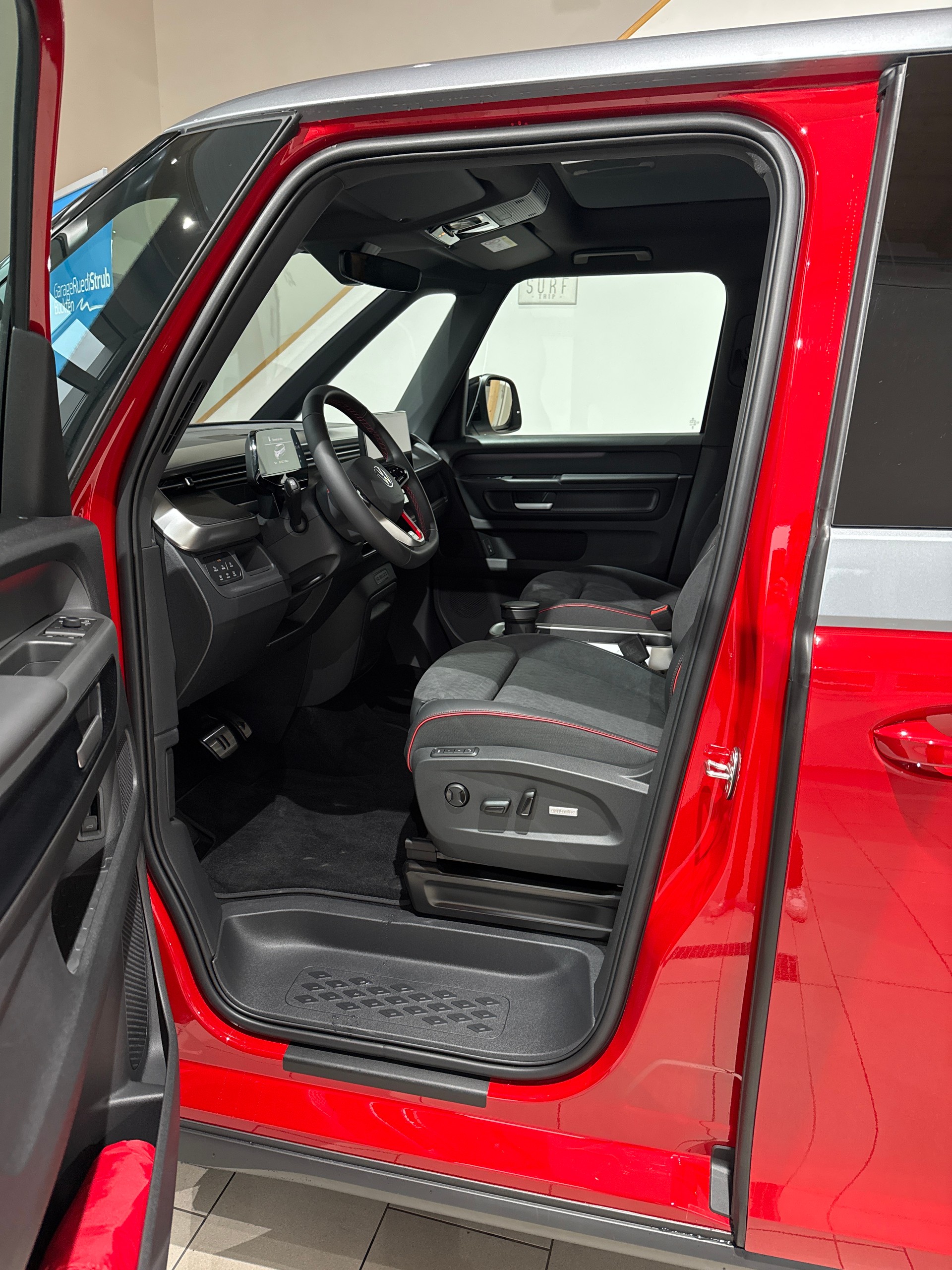 VW ID.Buzz Bus LWB 91kWh GTX 4motion-image-3