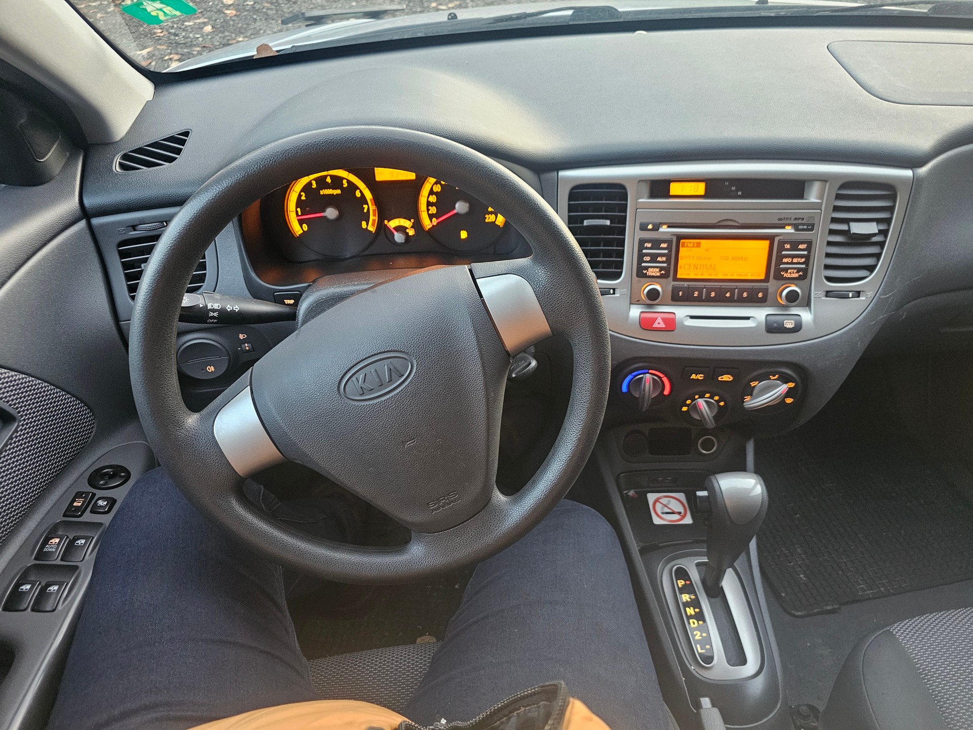 KIA RIO III 1.6 AUTOMAT-image-6