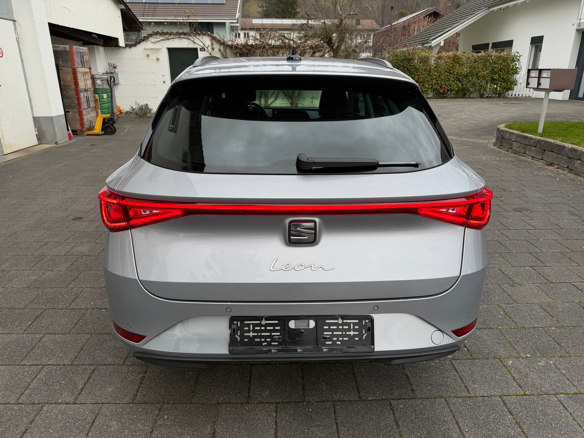 SEAT Leon ST 2.0 TDI EVO DSG Style-image-5