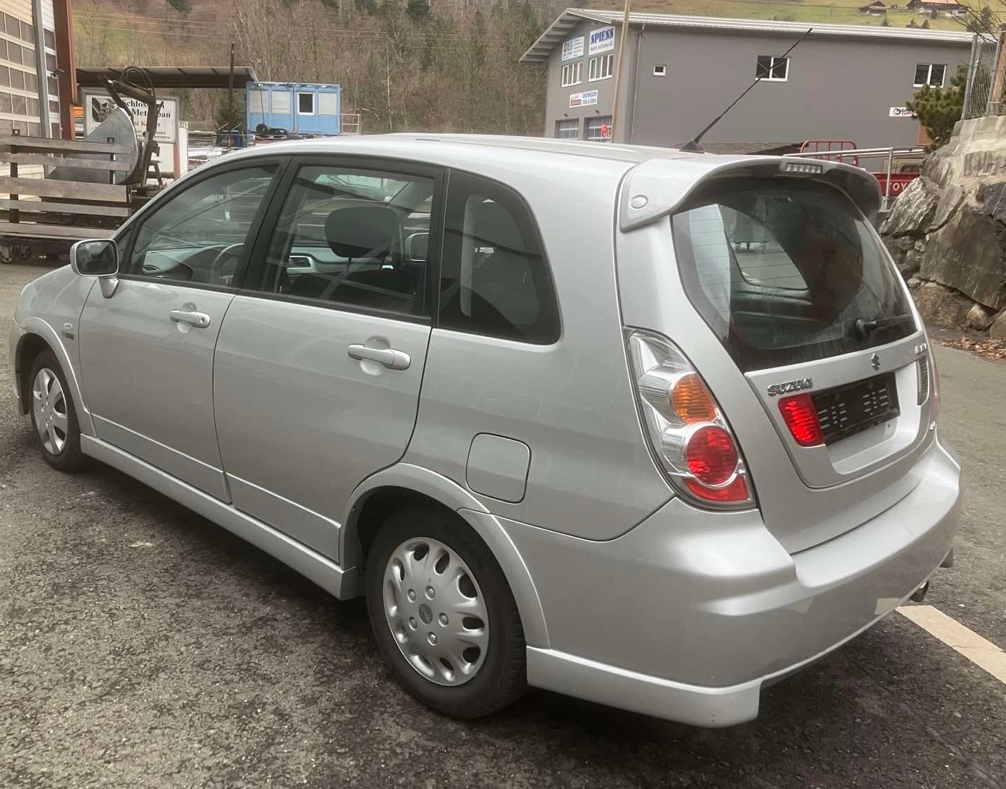 SUZUKI Liana 1.6 16V Sport Limited Edition 4WD Automatic-image-3